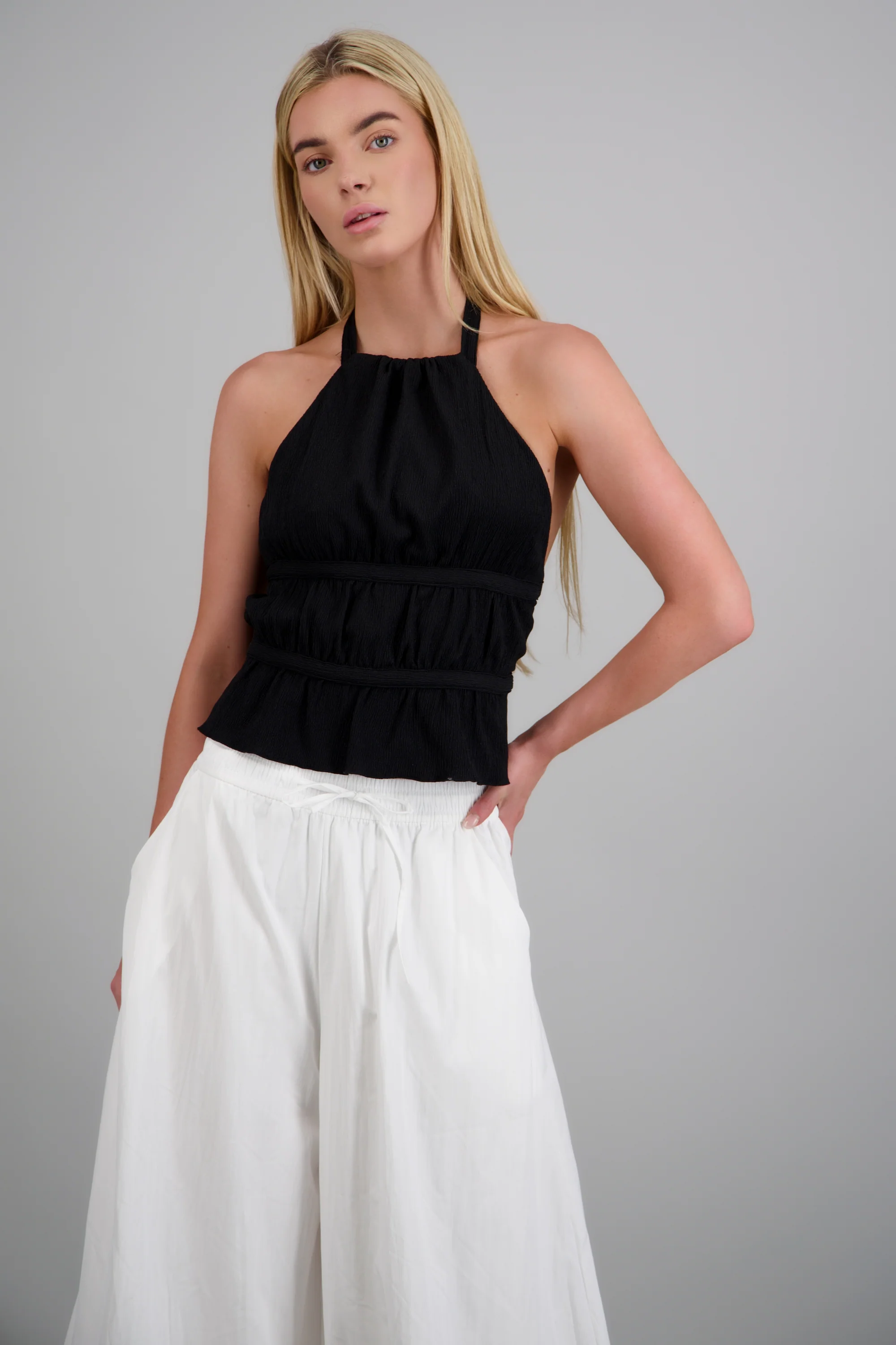 Top halter detalle textura - Image 3