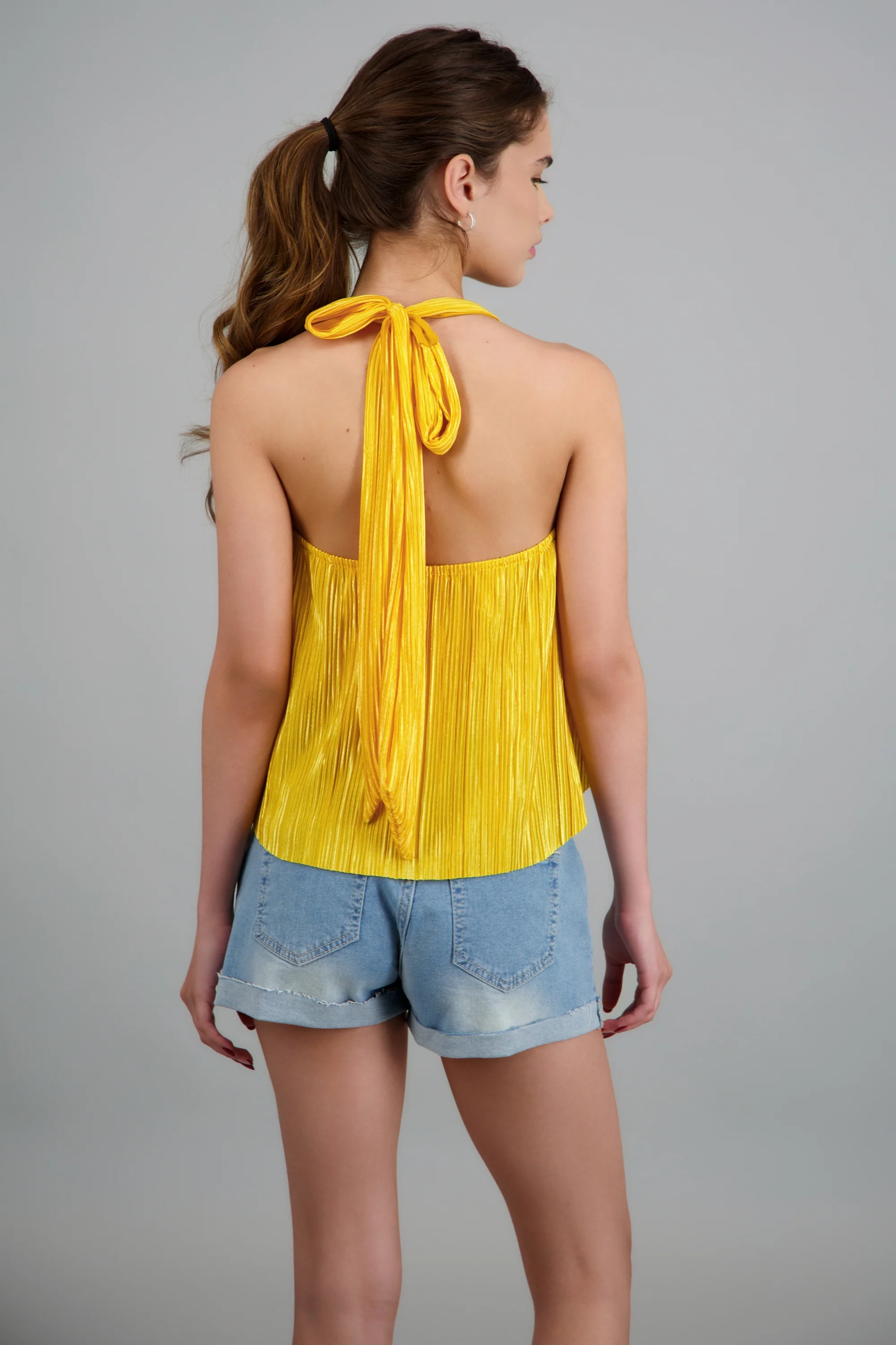 Top halter detalle textura - Image 4