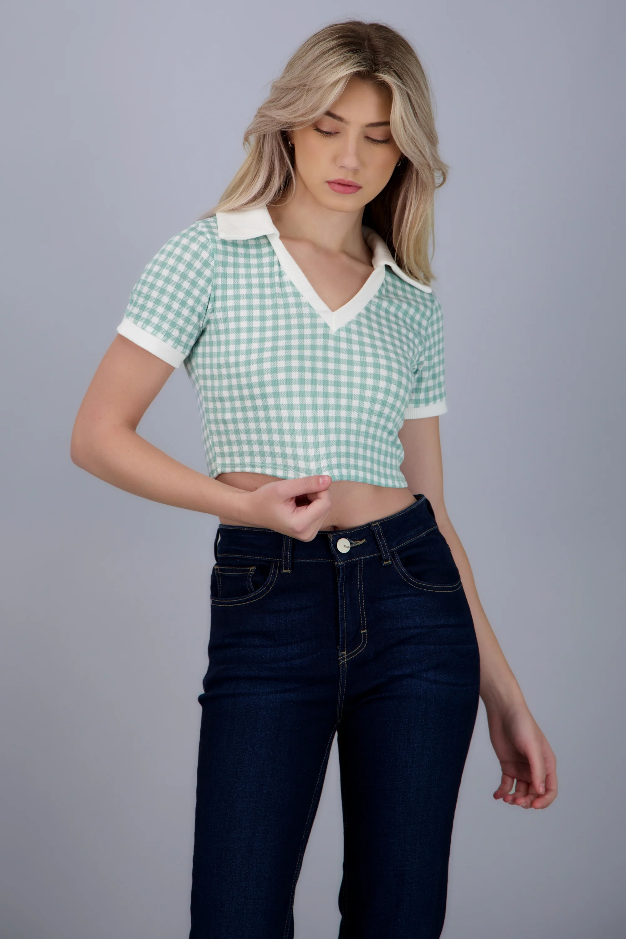 Top polo crop contraste estampado cuadros