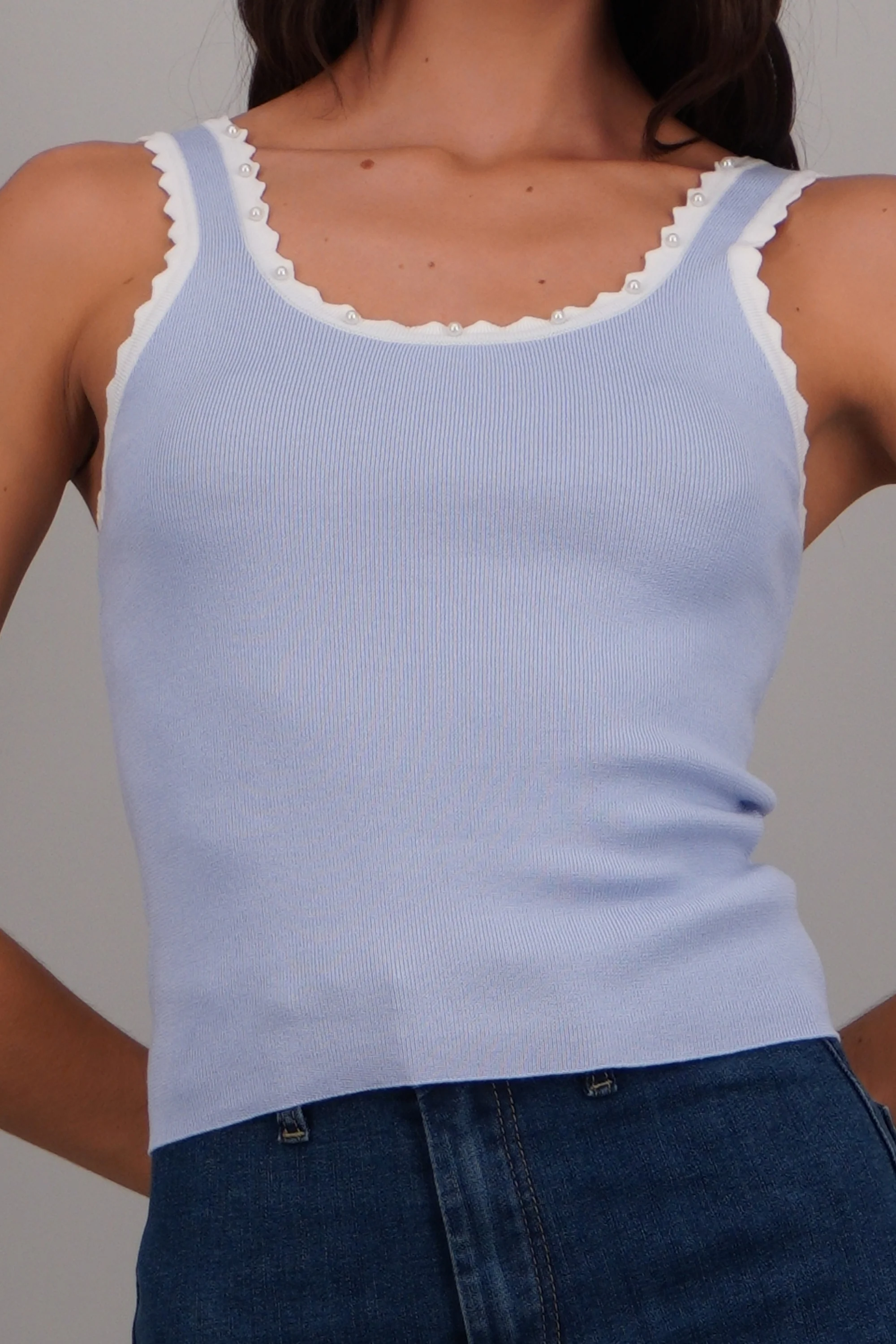 Top rib detalle perlas escote - Image 5