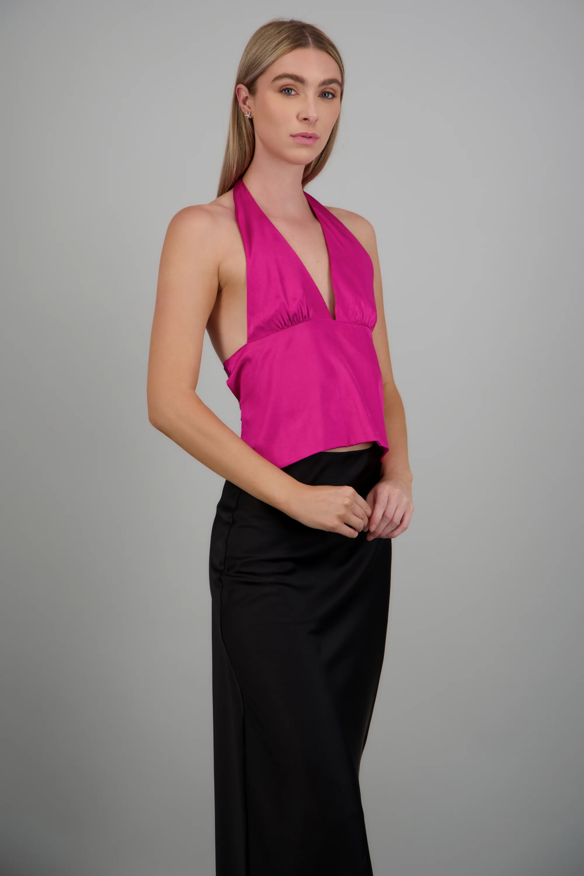 Top satinado escote espalda hypsters - Image 3