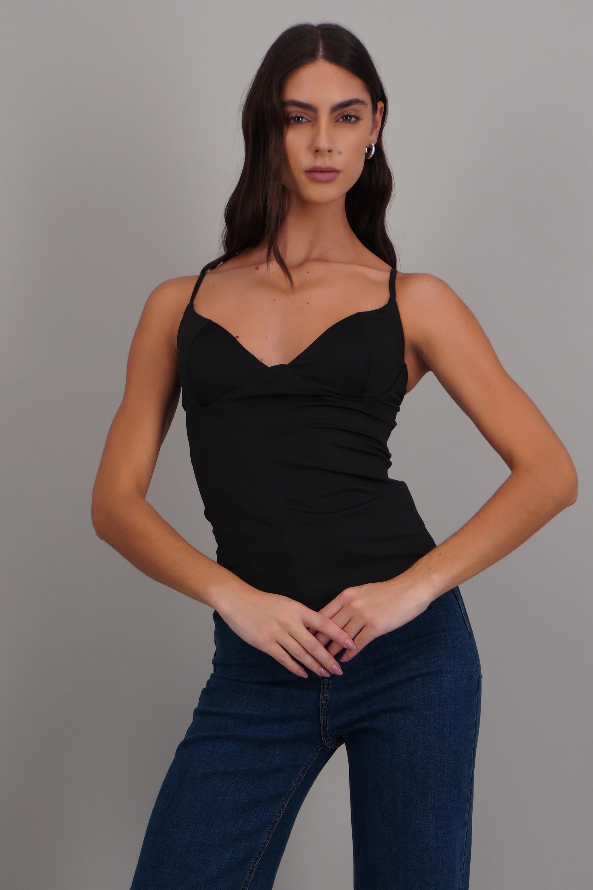 top slim tirantes detalle copas - Image 3
