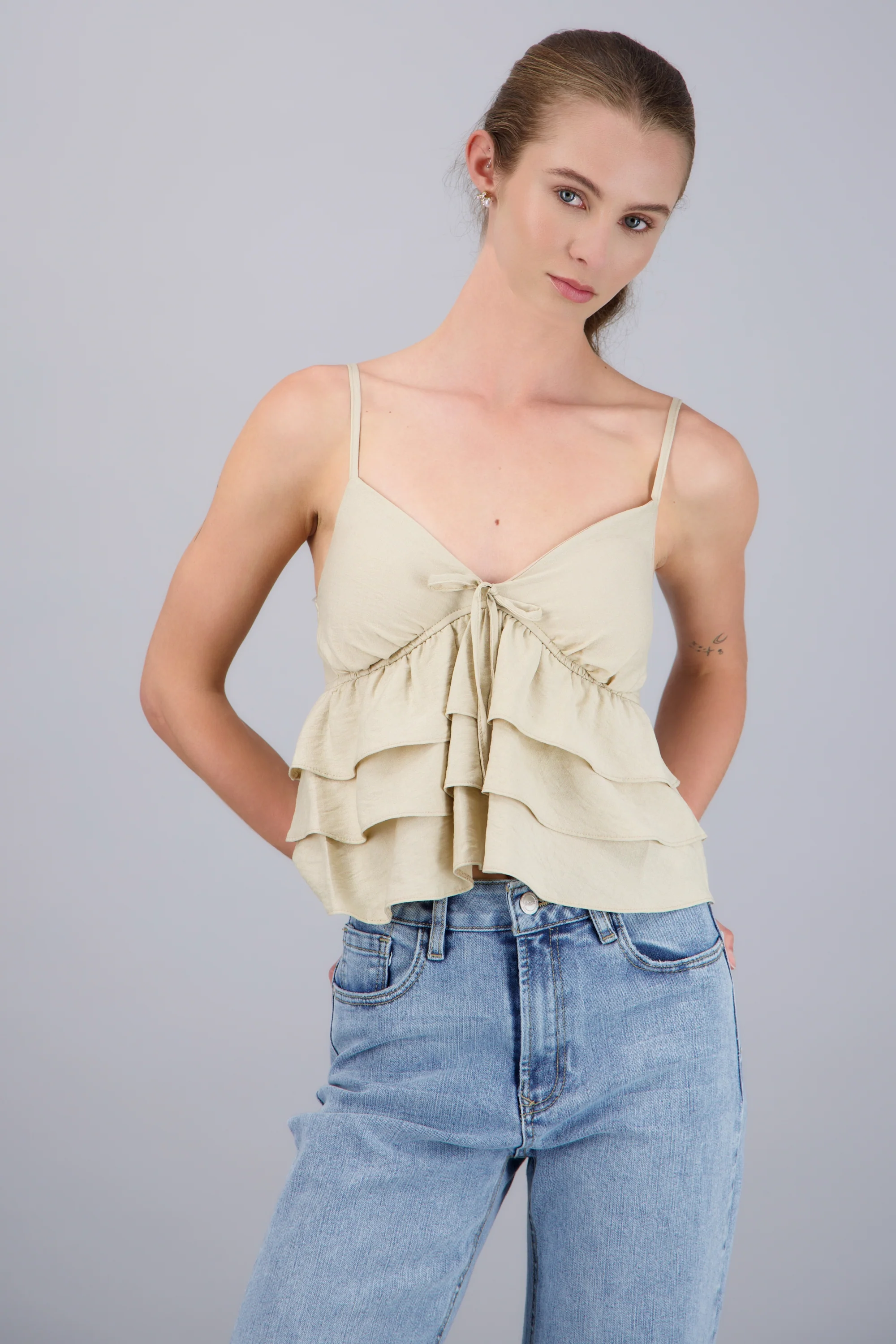 Top tirantes con olanes
