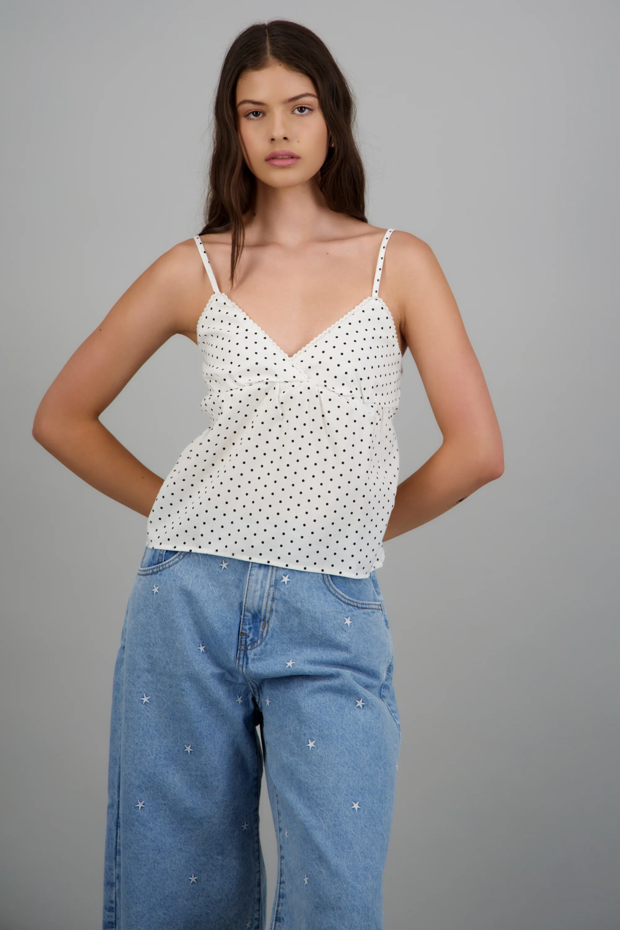 Top tirantes escote v estampado polkas - Image 3