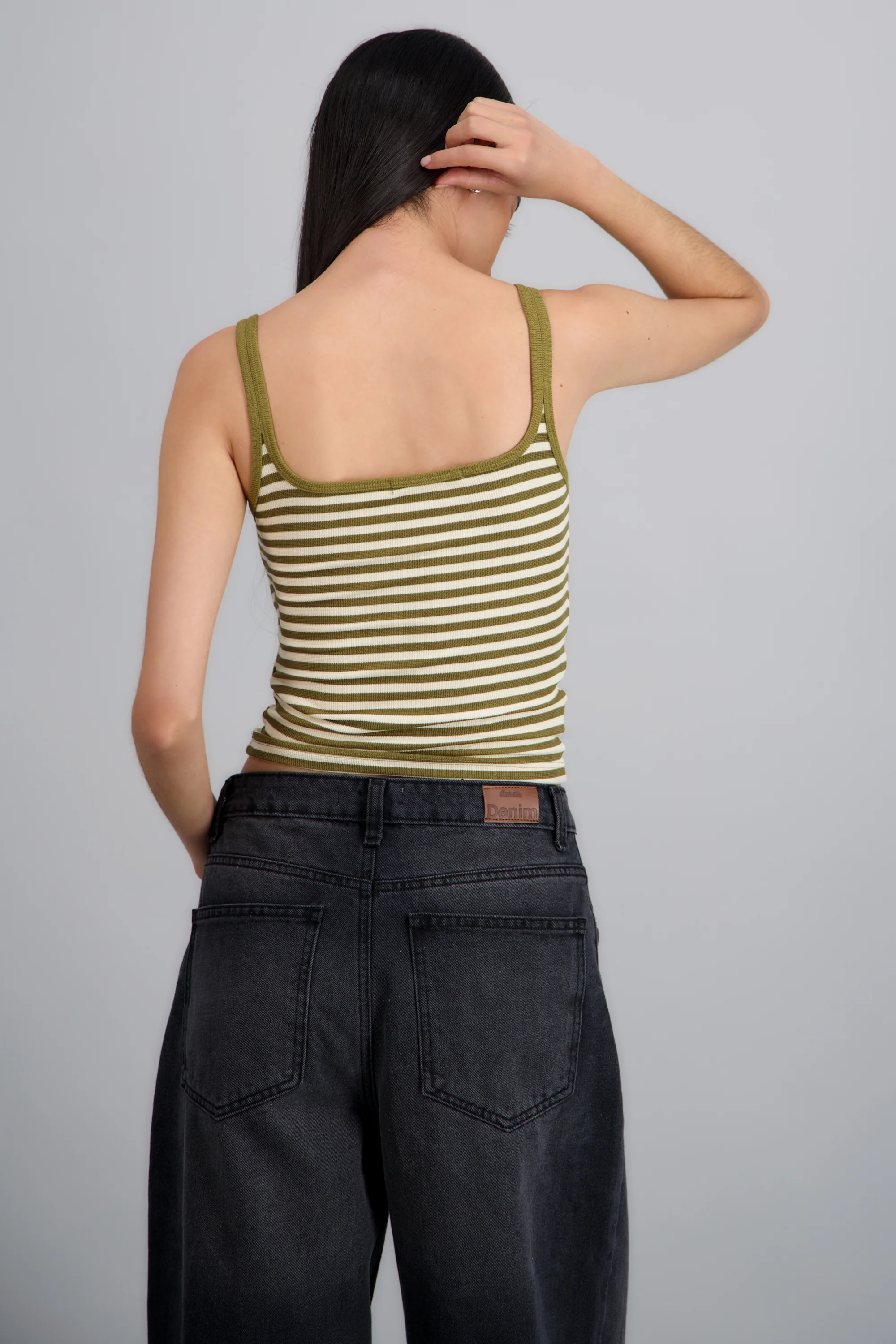 Top tirantes rayas con botones - Image 3