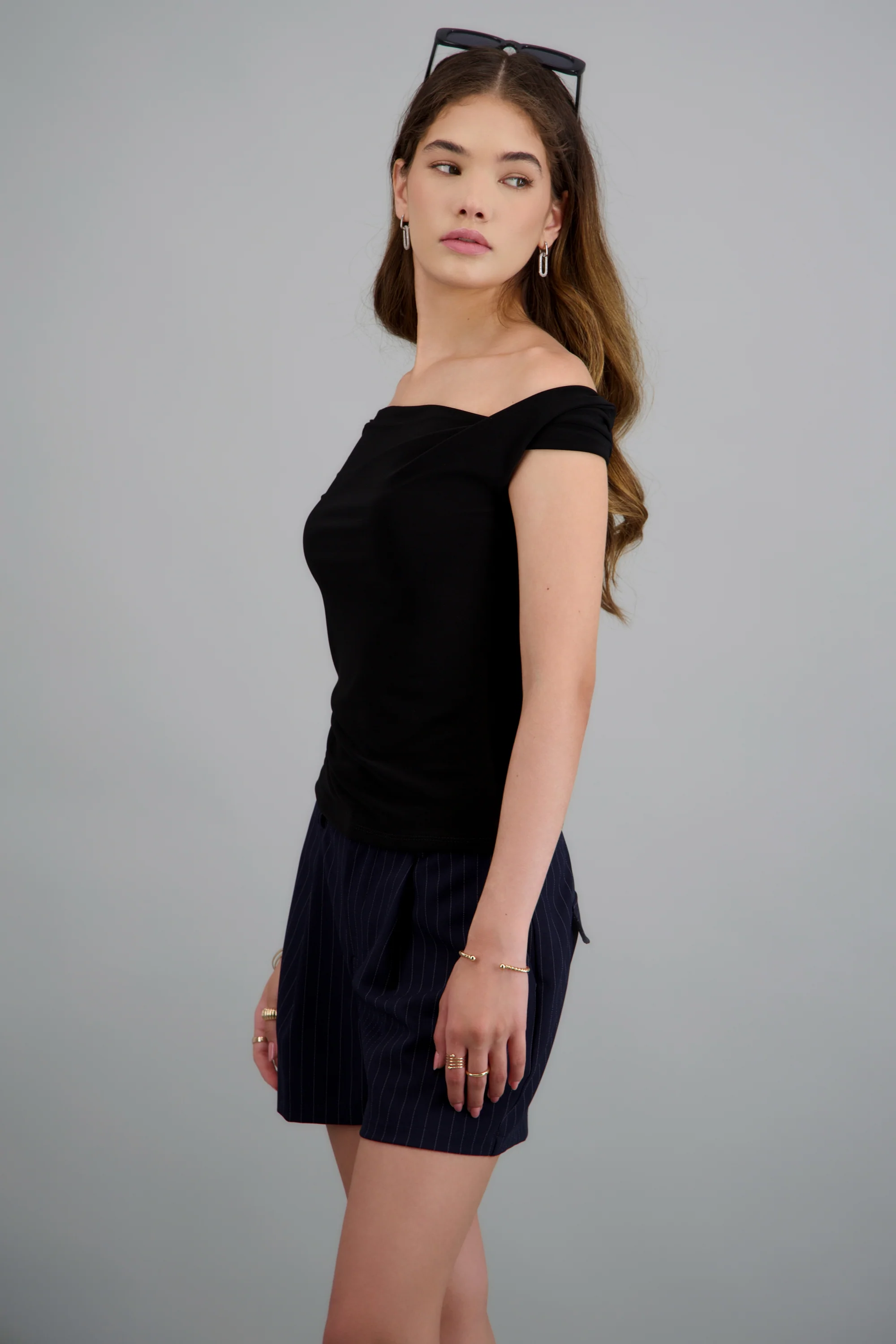 Topp off shoulder asimetrico - Image 2