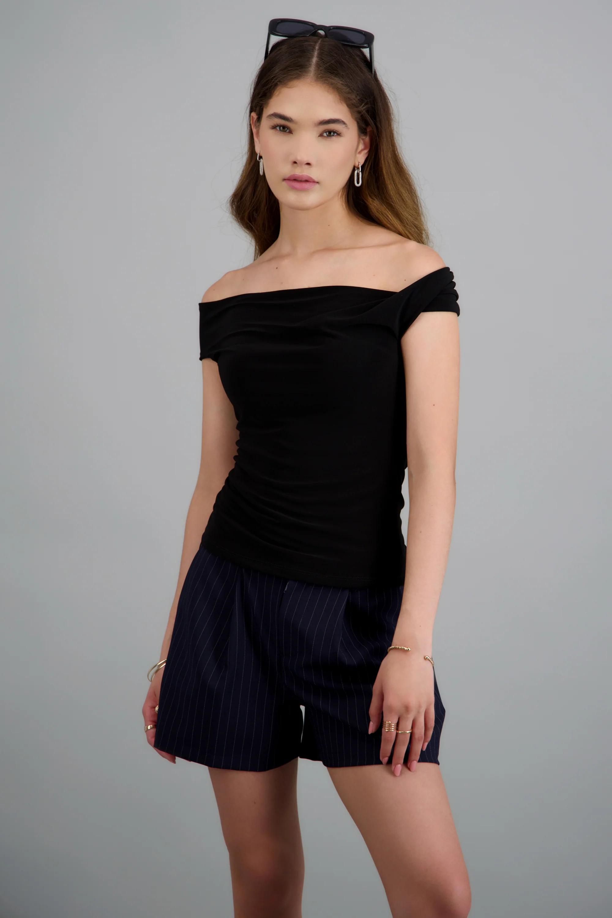 Topp off shoulder asimetrico - Image 3