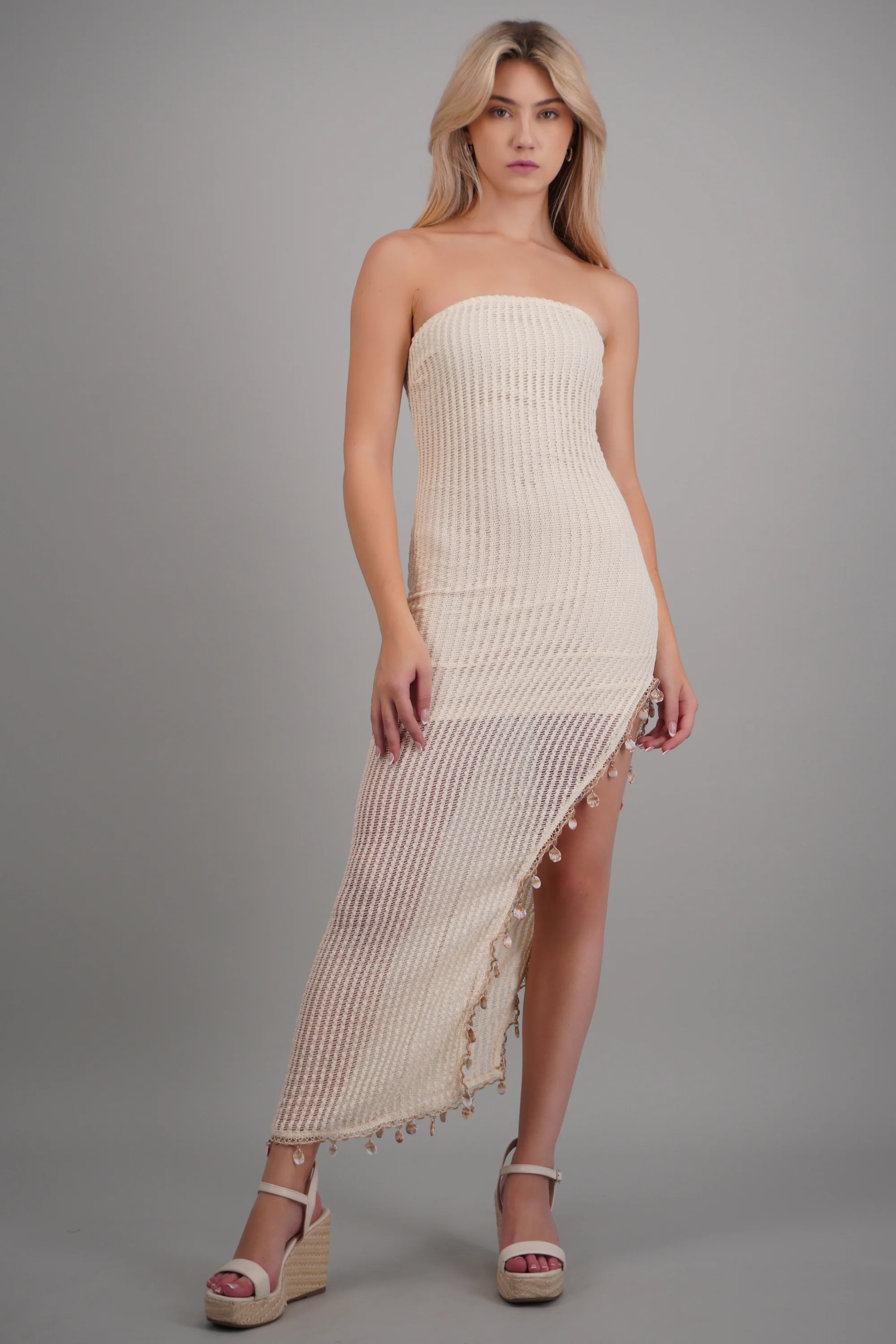 Vestido bandeau crochet detalle conchas