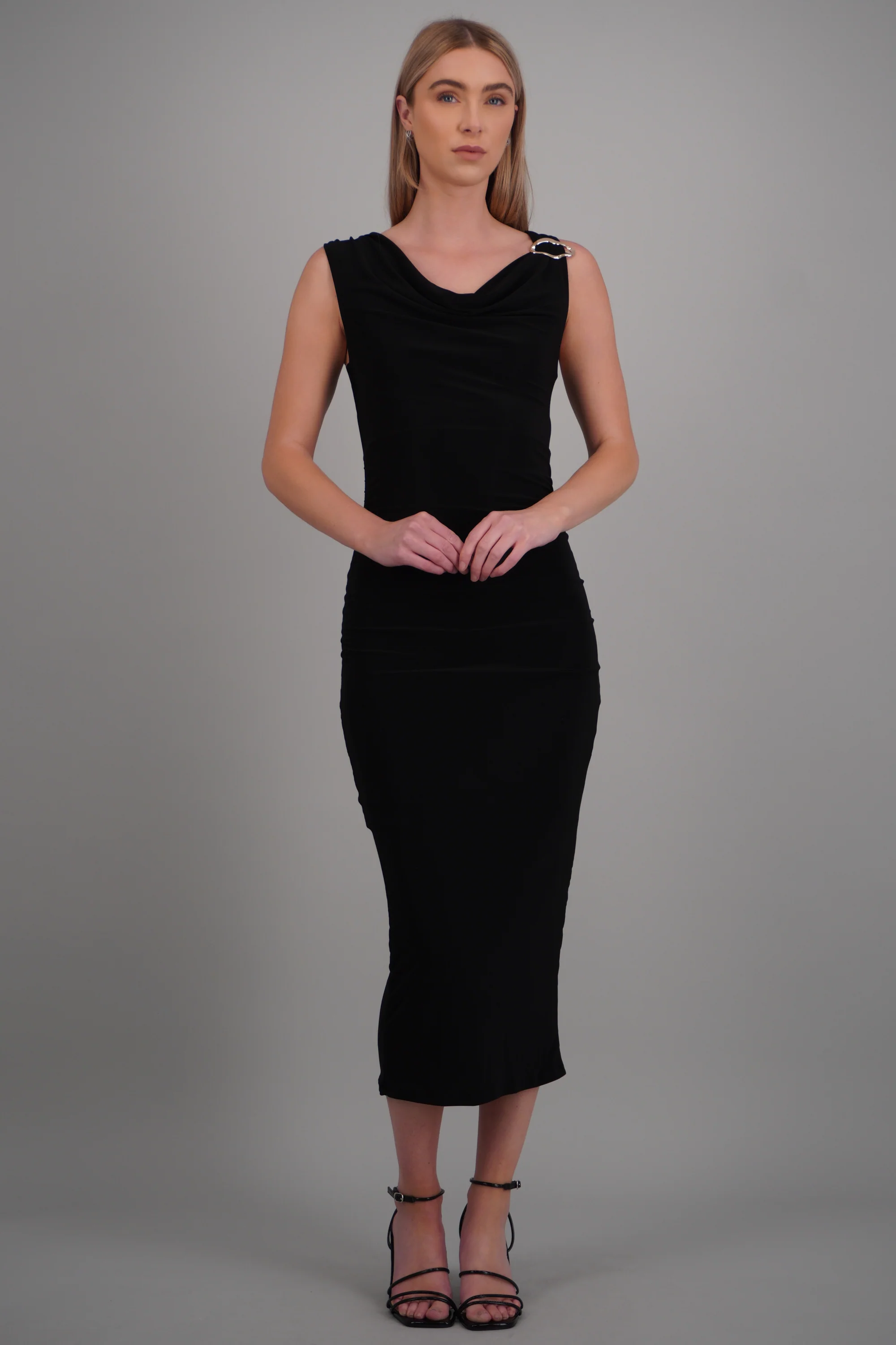 Vestido cascada detalle herraje - Image 3