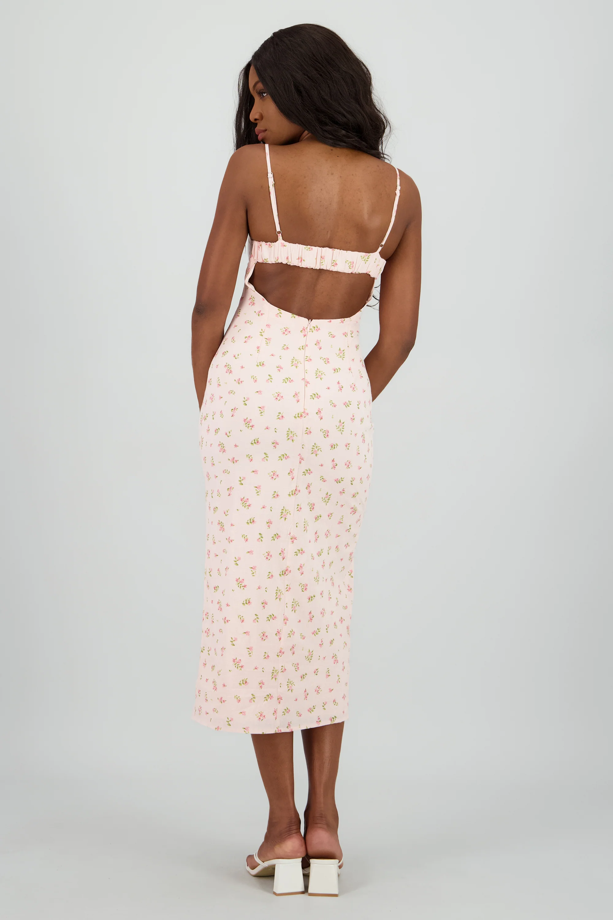 Vestido con detalle y estampado de flores - Image 4