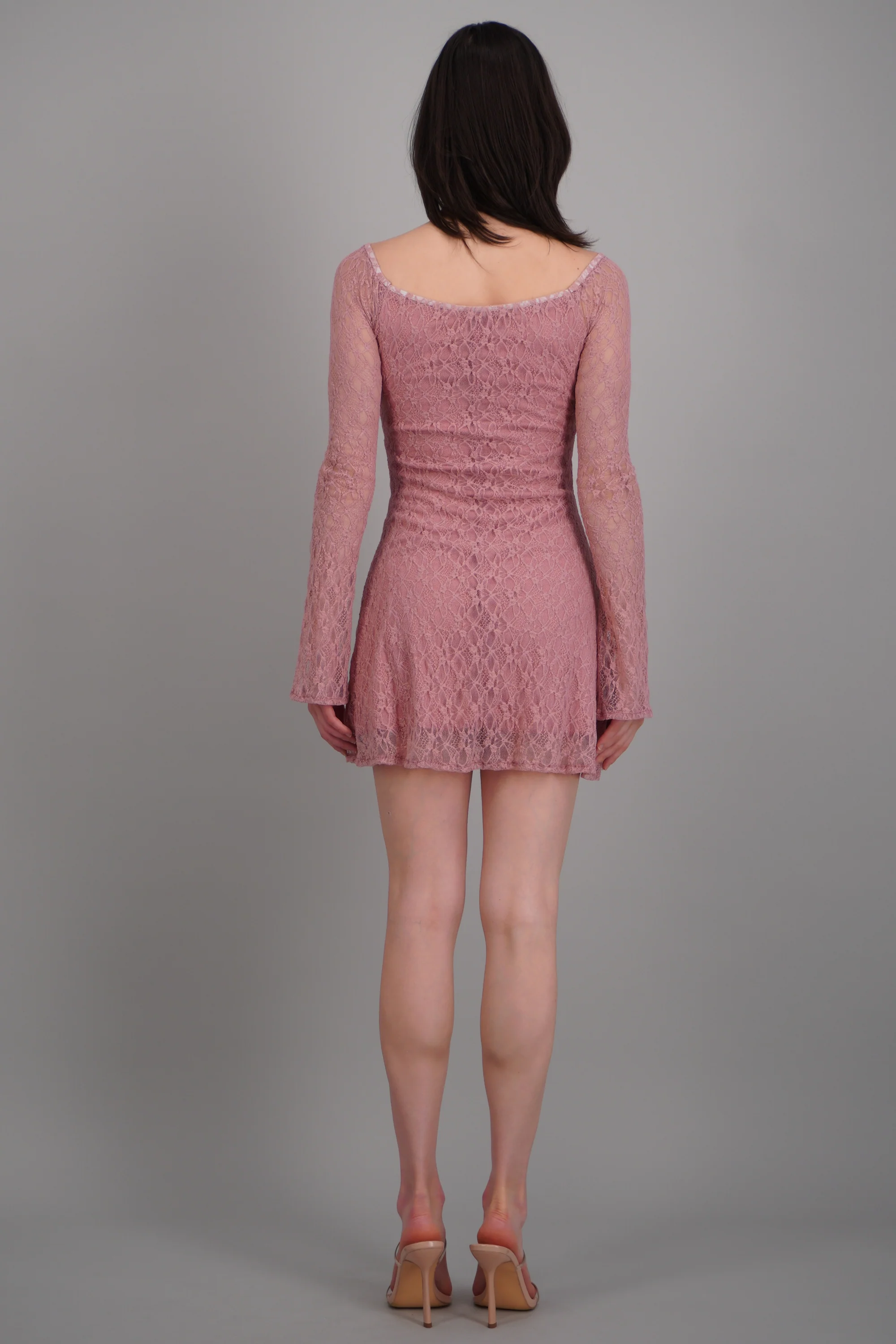 Vestido corto manga larga encaje - Image 4