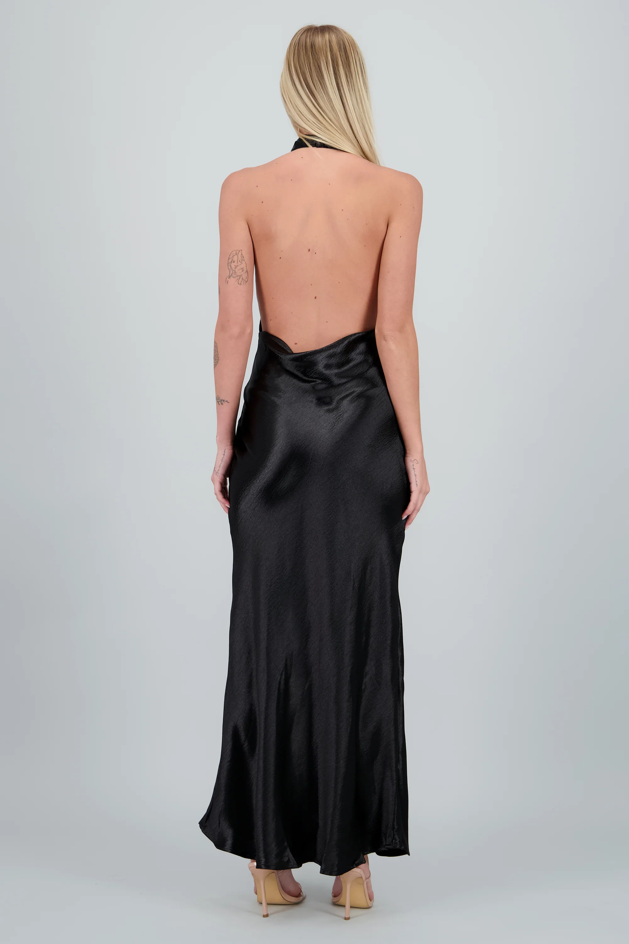Vestido cuello cascada espalda abierta - Image 4