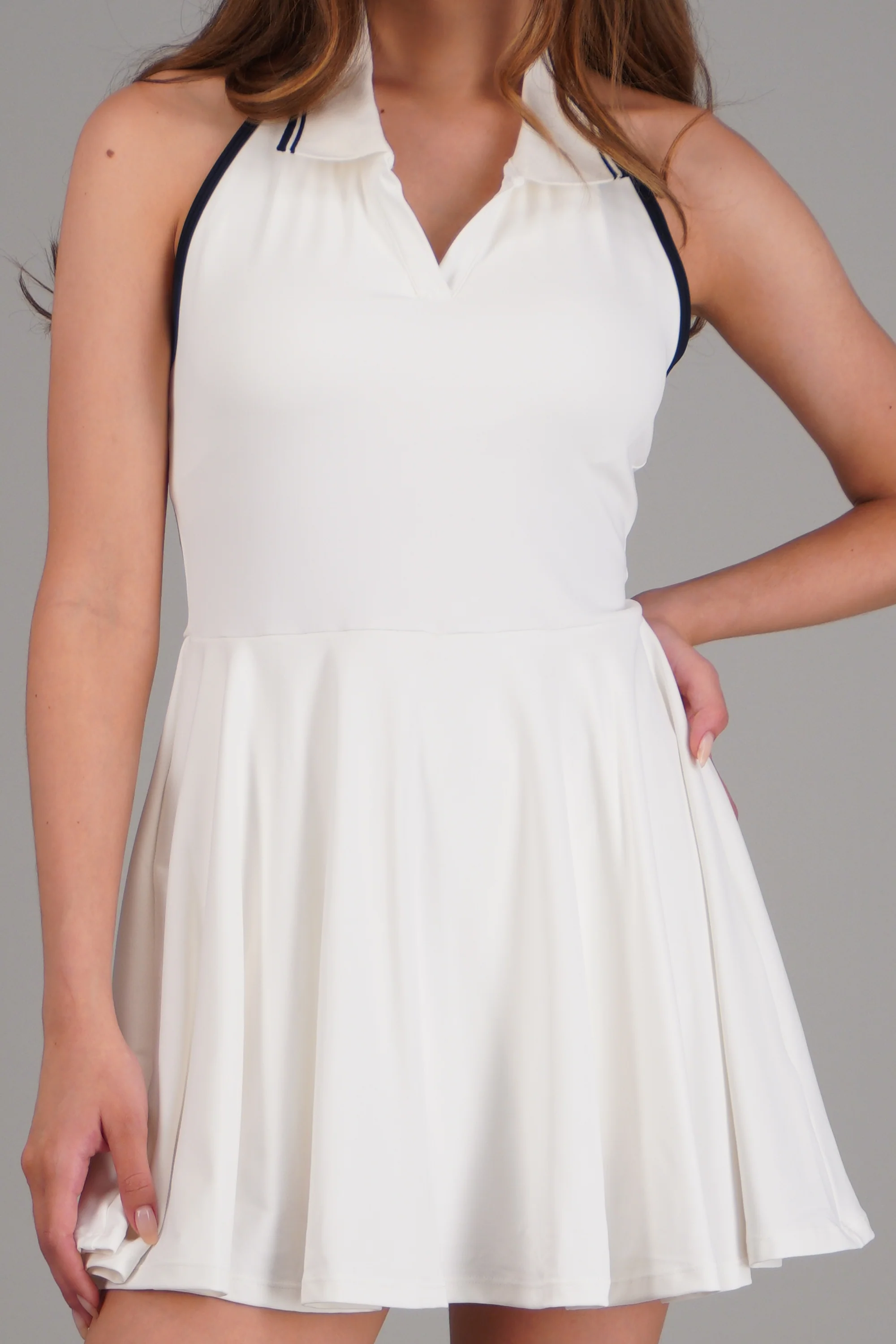 Vestido deportivo halter con short - Image 5