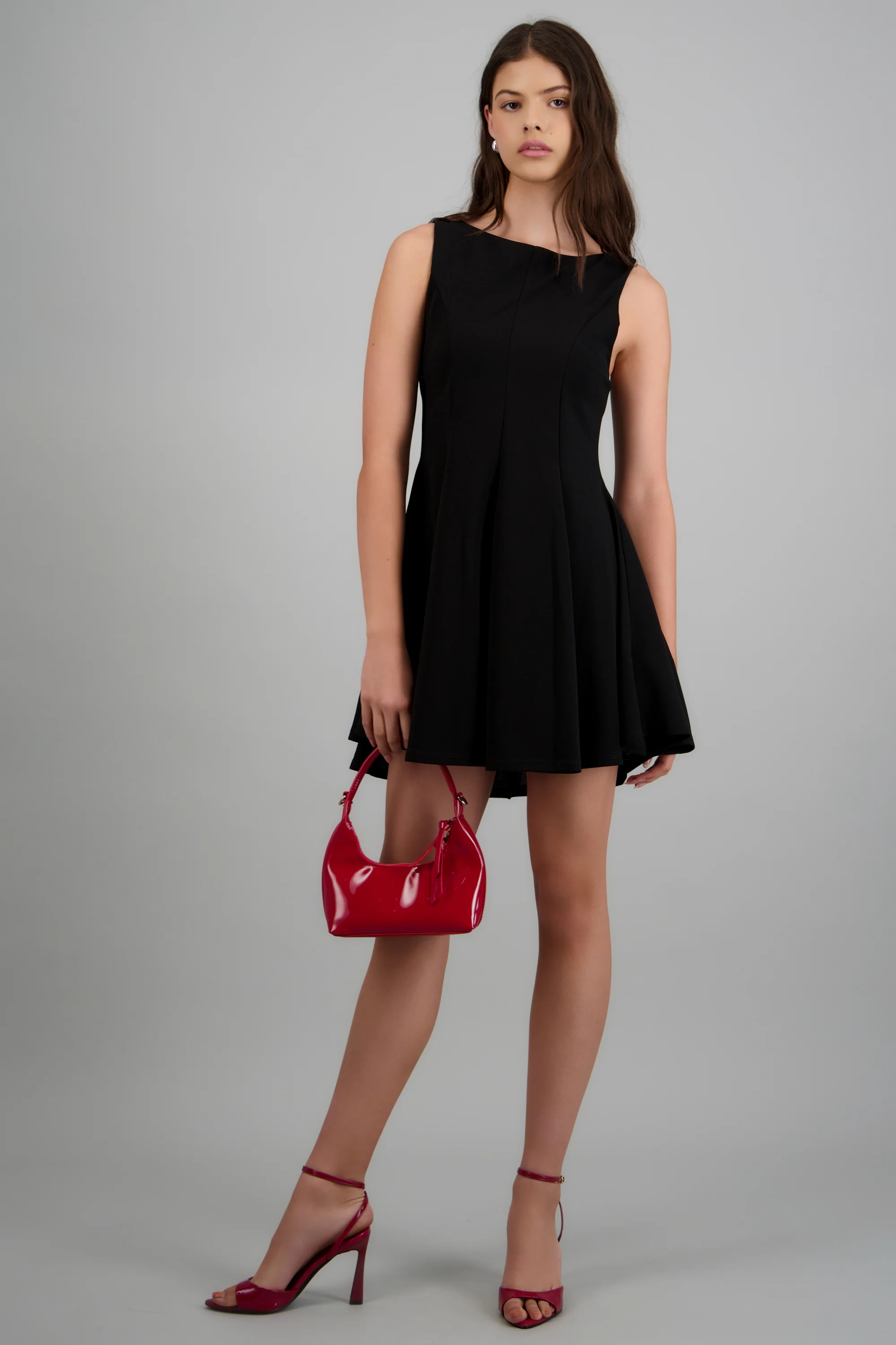 Vestido detalle cortes - Image 3