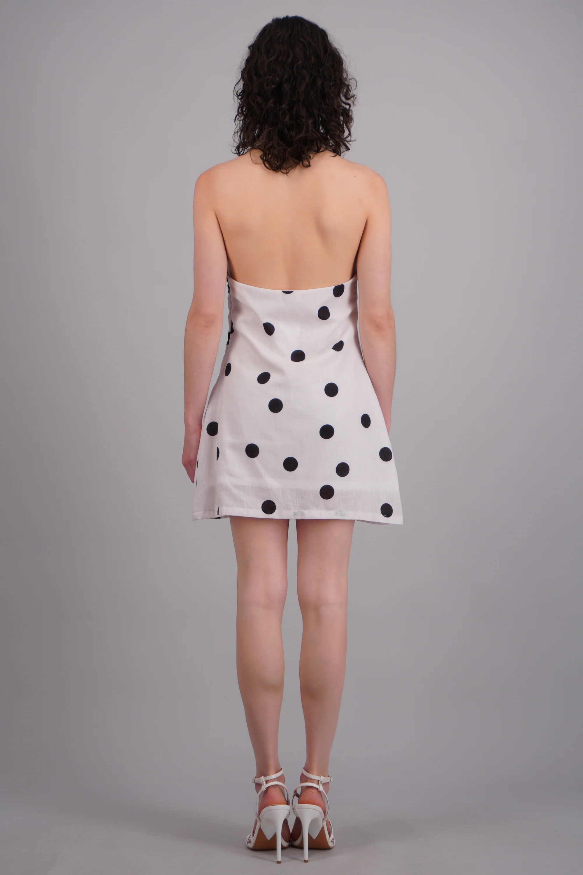 Vestido halter de lino con polka dots - Image 4