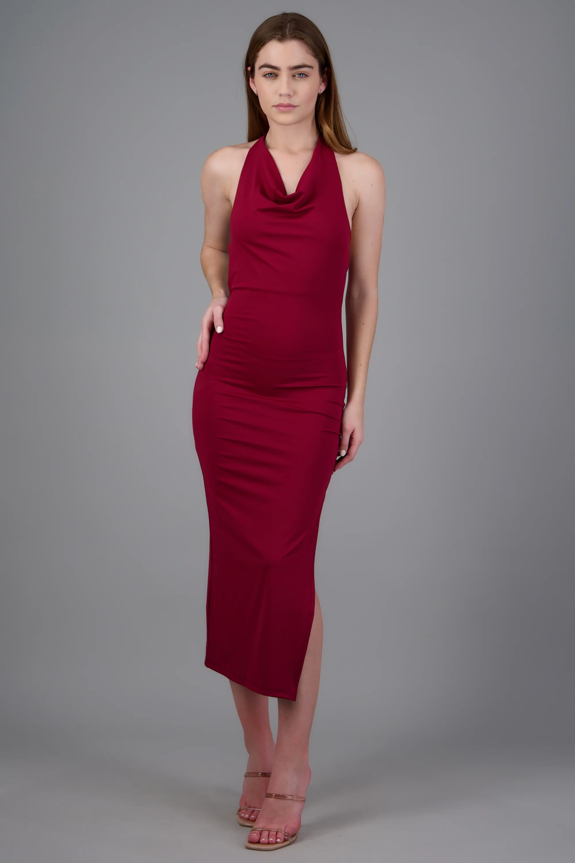 Vestido halter escote cascada