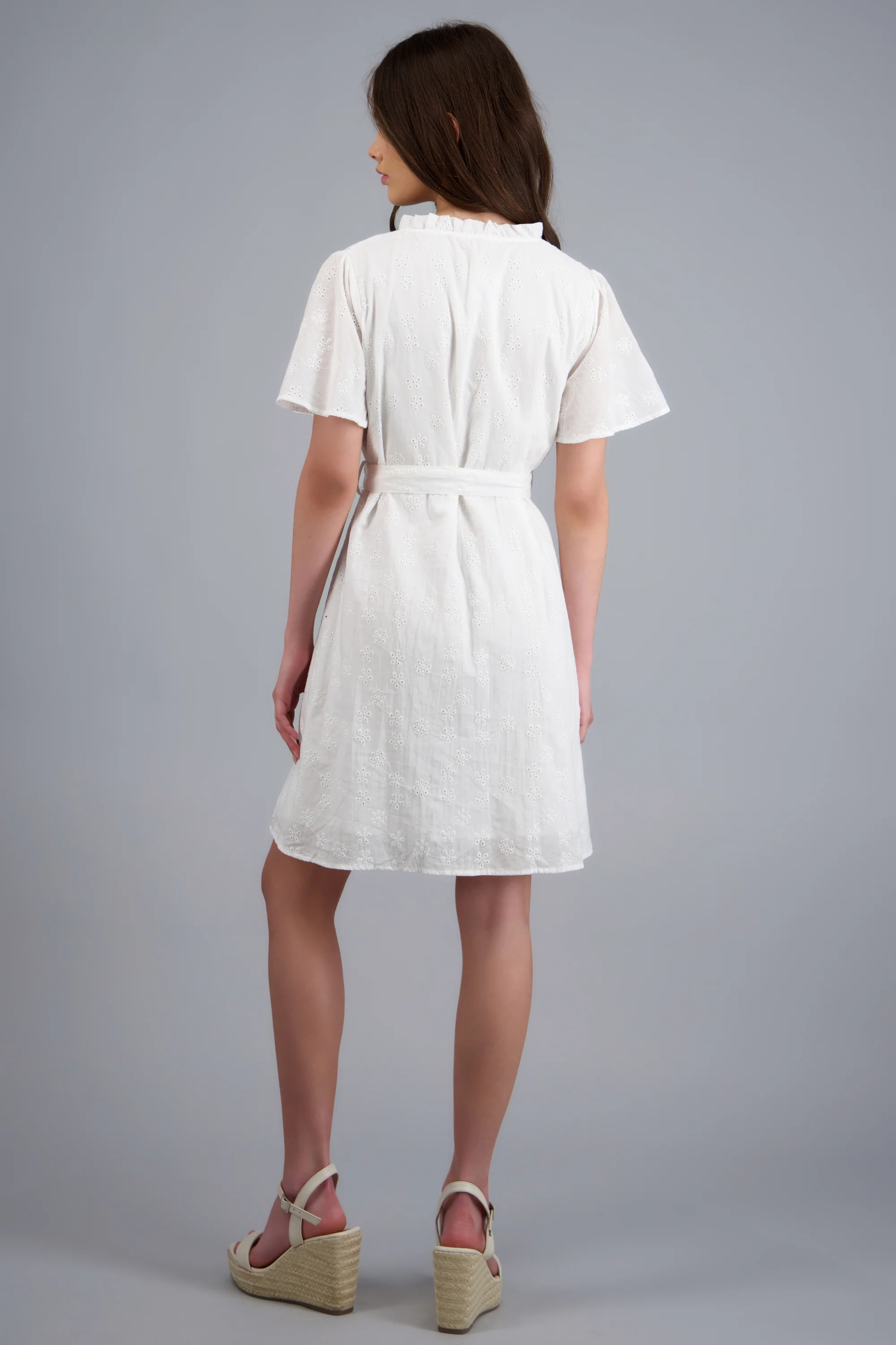 Vestido manga corta detalle cinturon eyelet - Image 4
