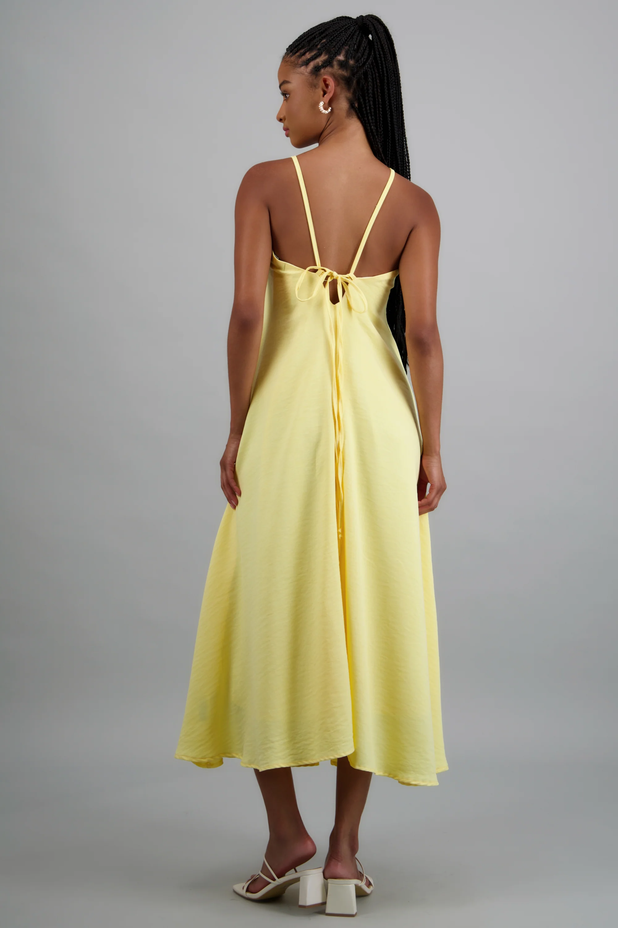 Vestido maxi amplio detalle tirantes - Image 4