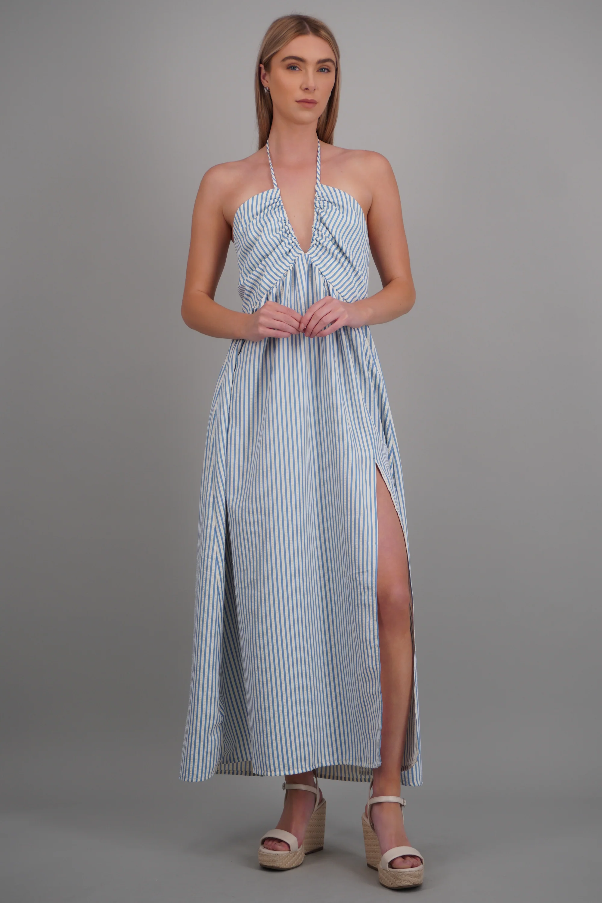 Vestido maxi de rayas halter - Image 3