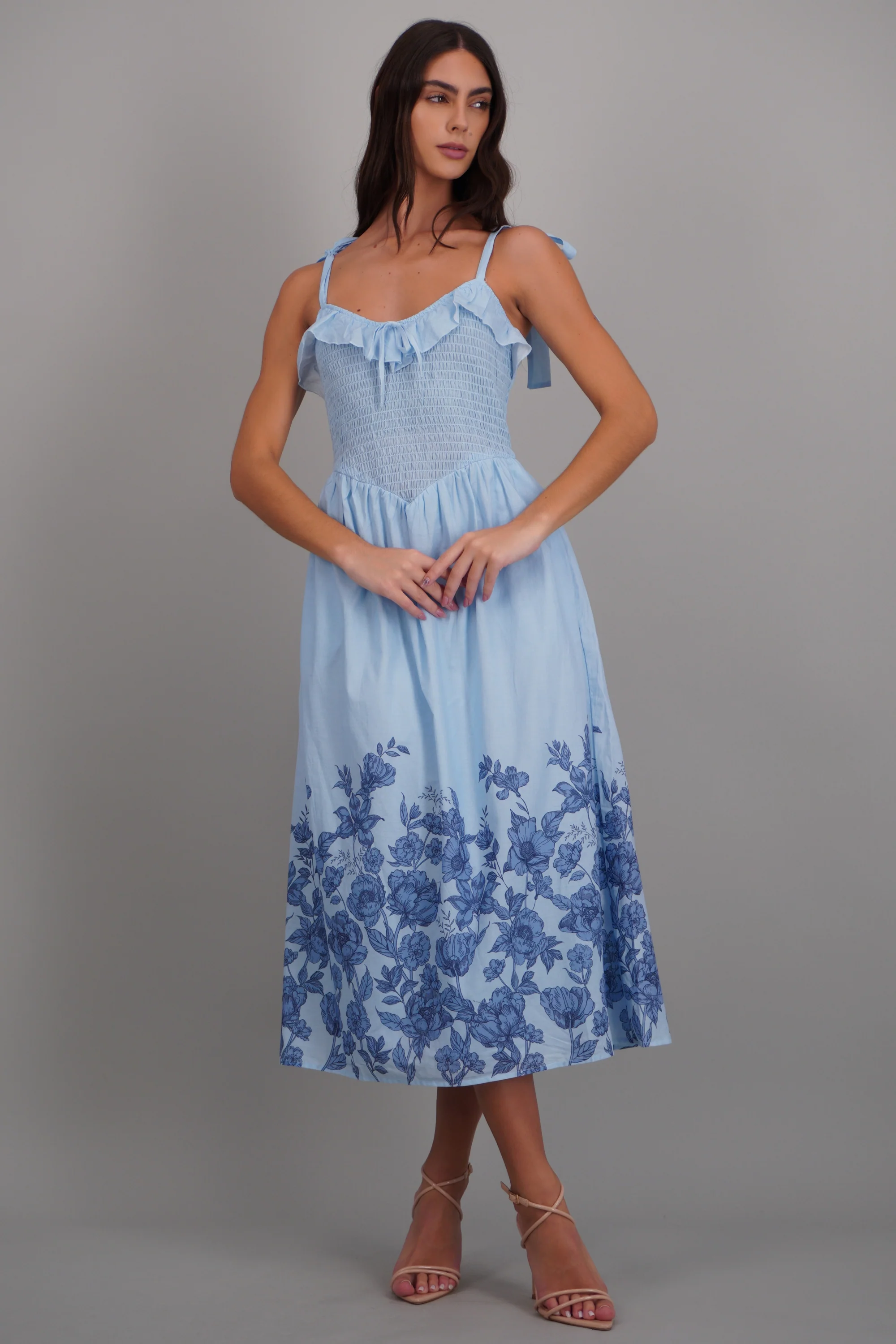 Vestido maxi detalle flores - Image 3