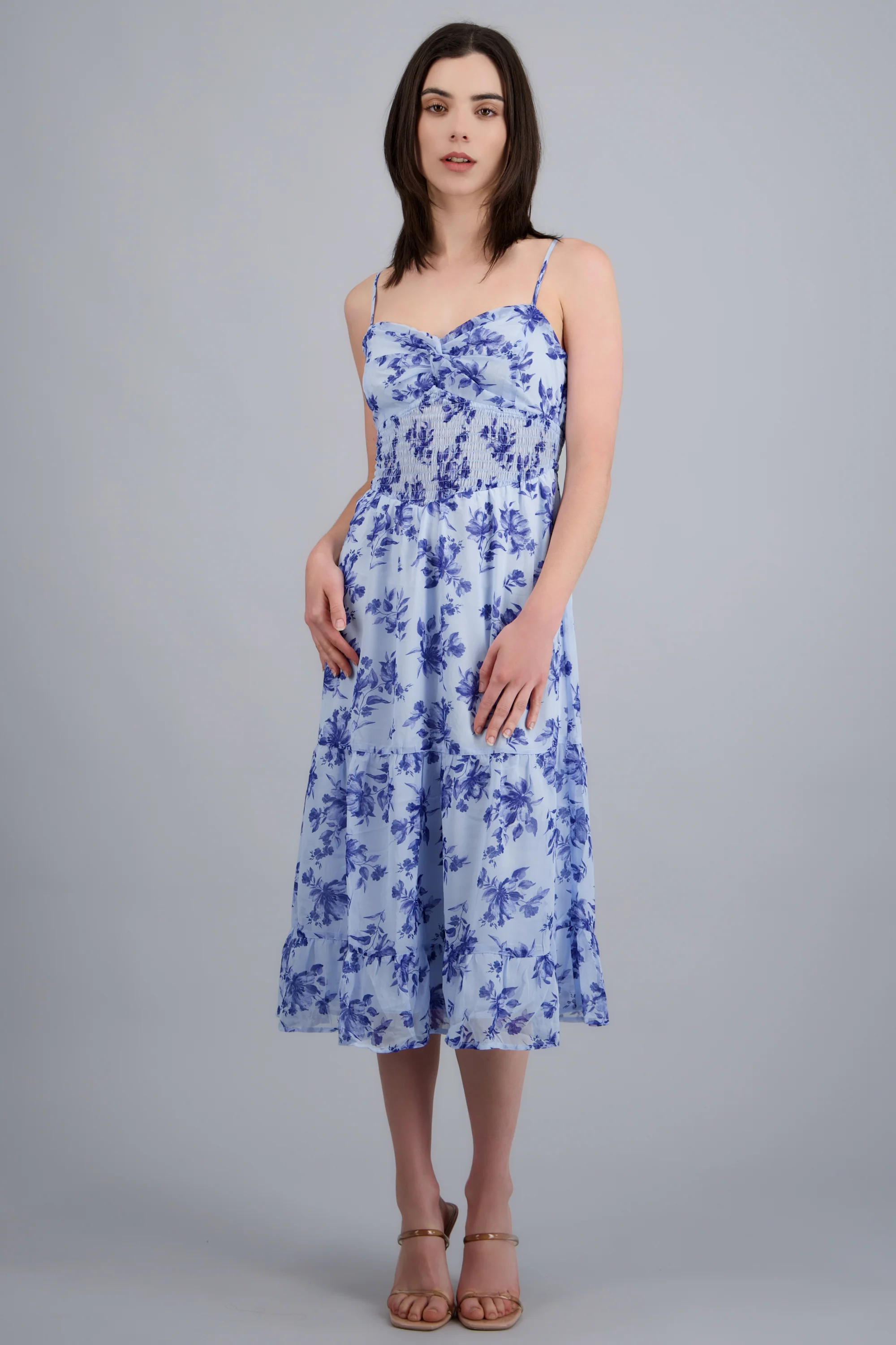 Vestido maxi escote nudo estampado flores
