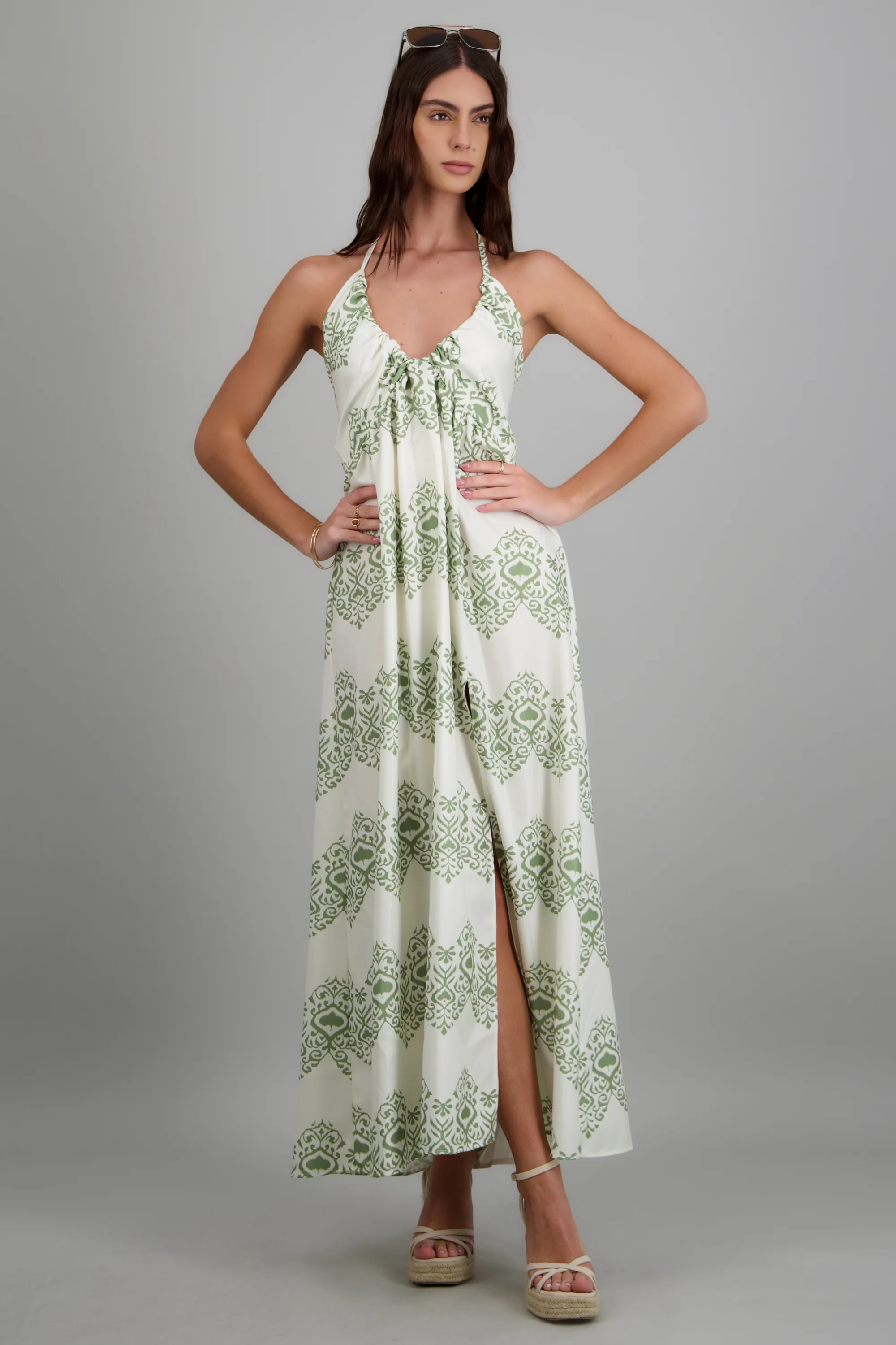 Vestido maxi estampado detalle escote - Image 3