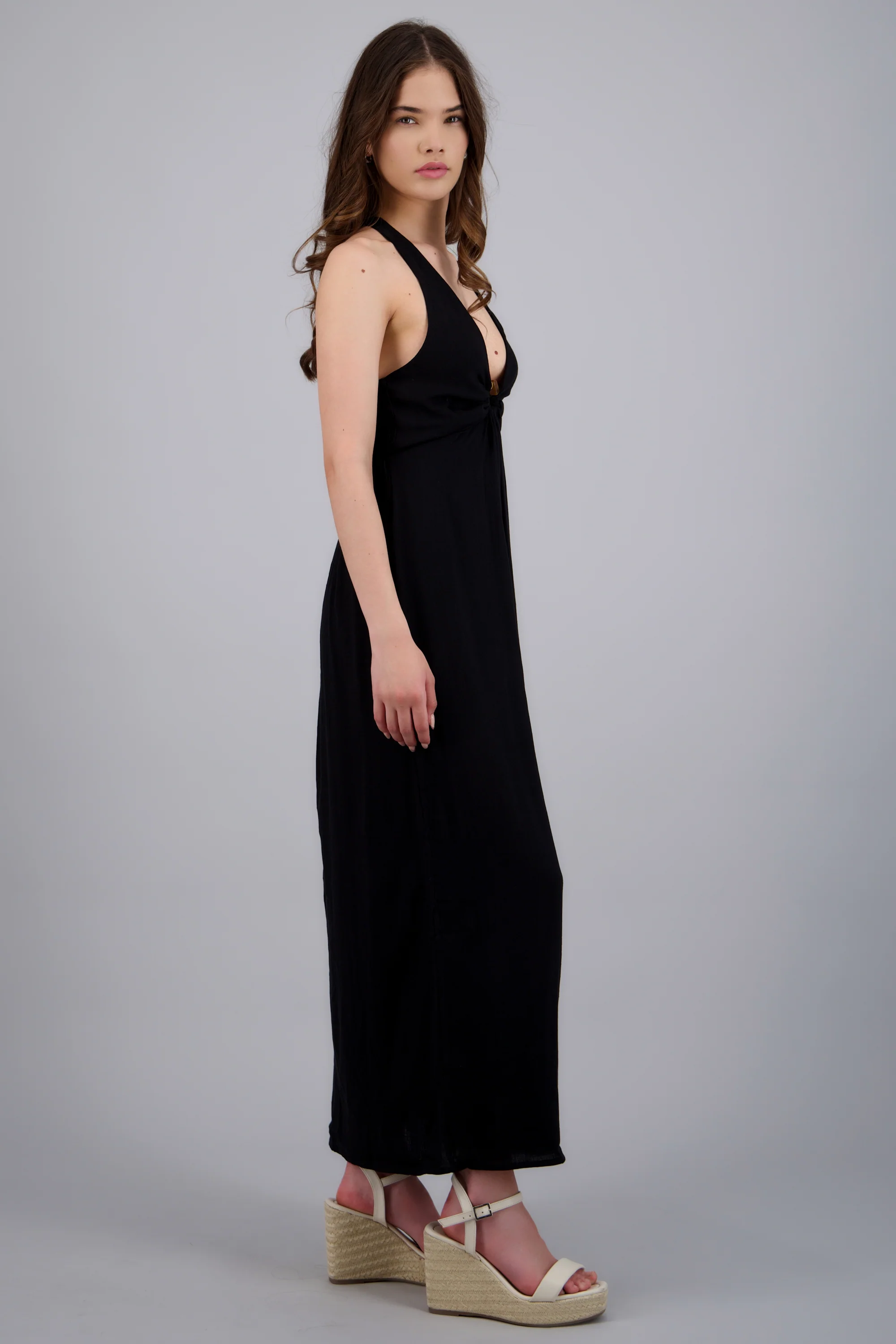 Vestido maxi halter detalle escote argolla - Image 2