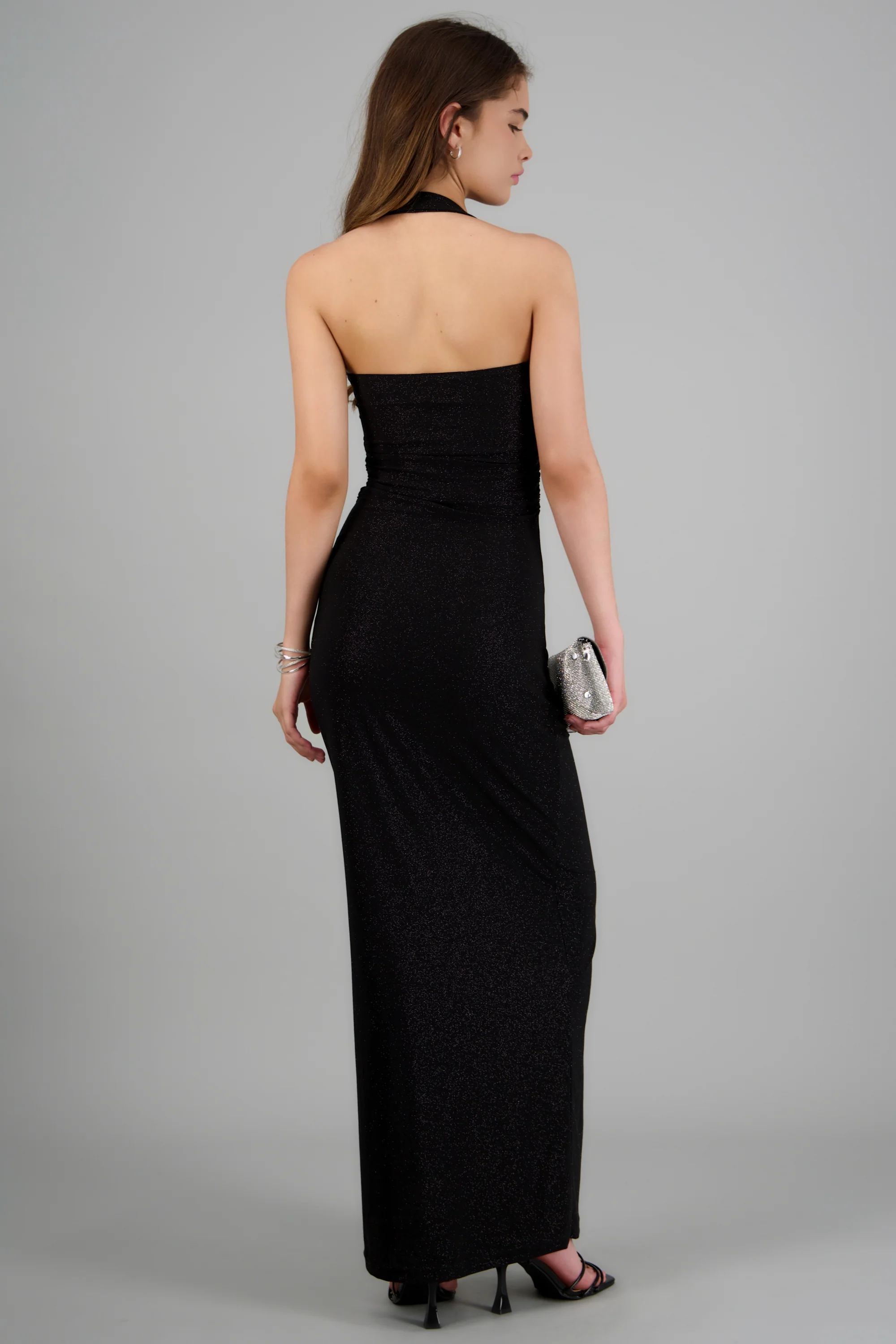 Vestido maxi halter detalle plisado - Image 5