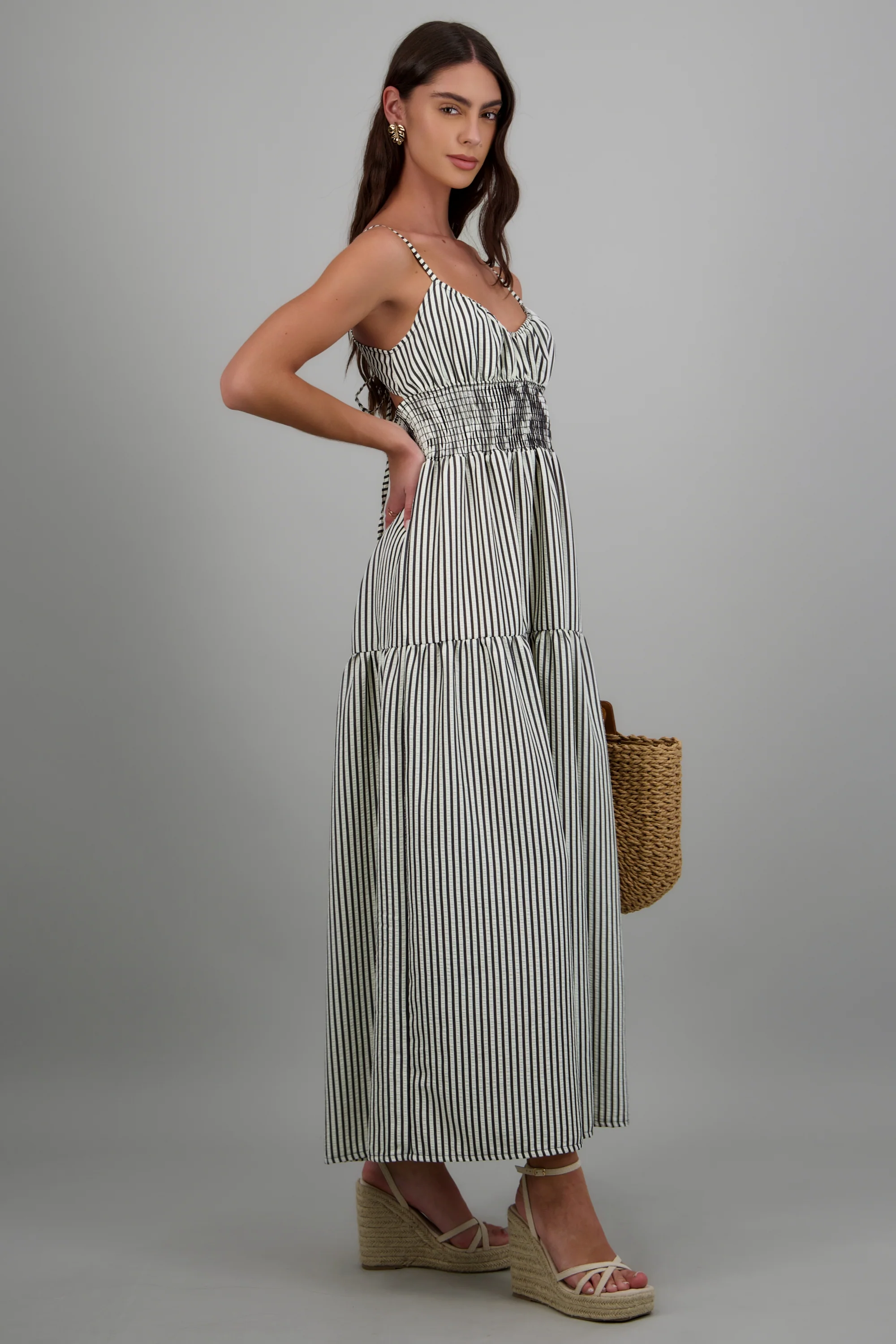 Vestido maxi lineas escote espalda - Image 2