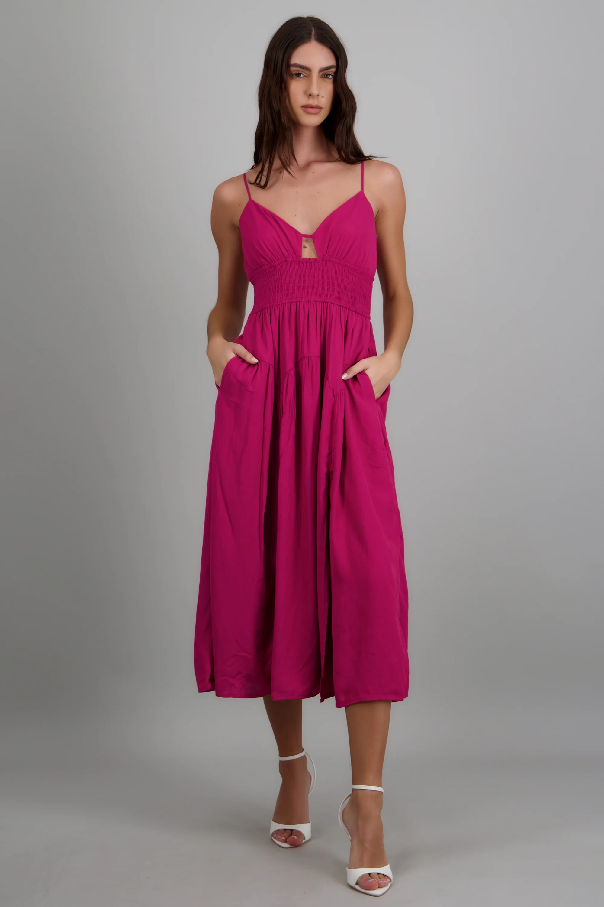 Vestido maxi liso tirantes