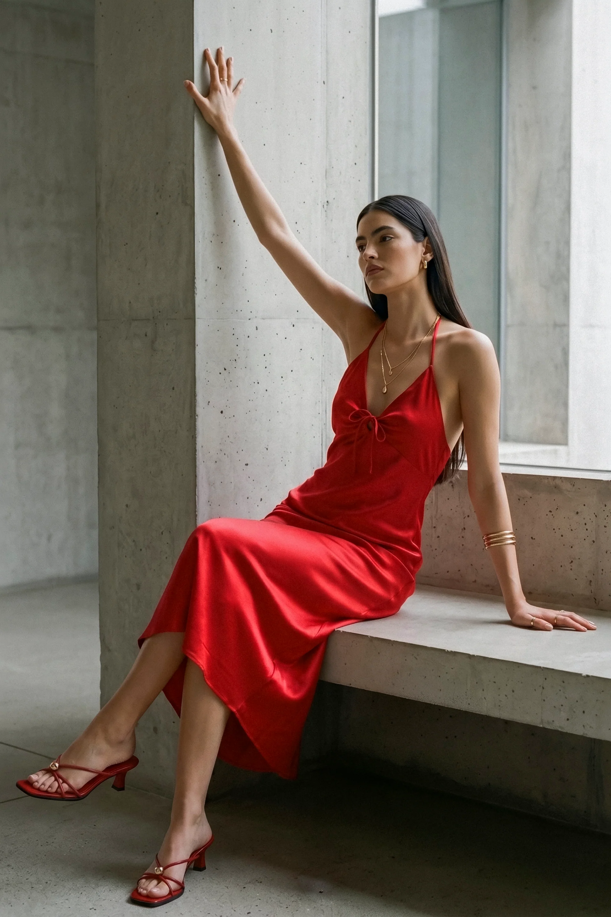 Vestido maxi satin amarre escote