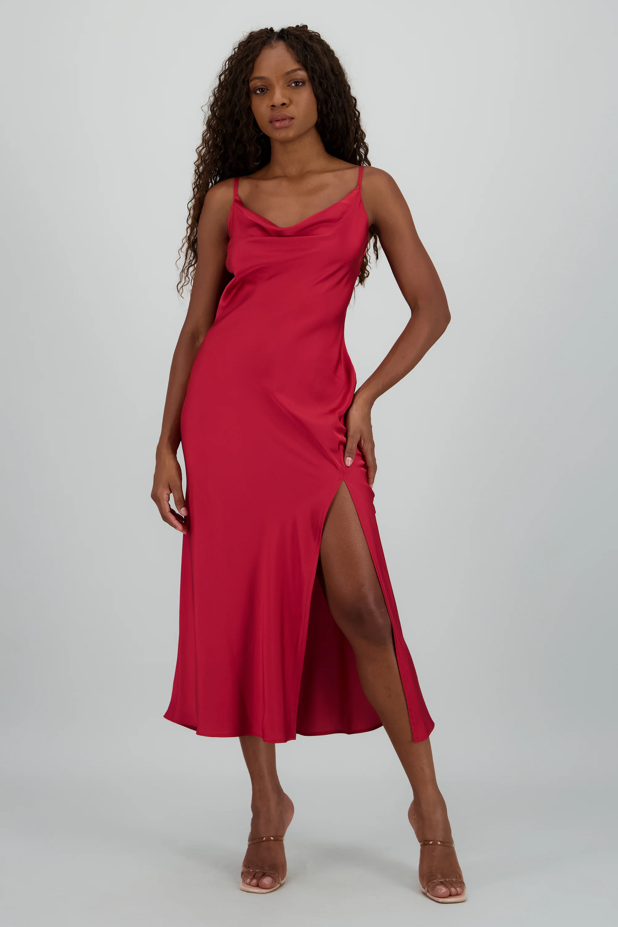 Vestido maxi satin escote columpio - Image 2