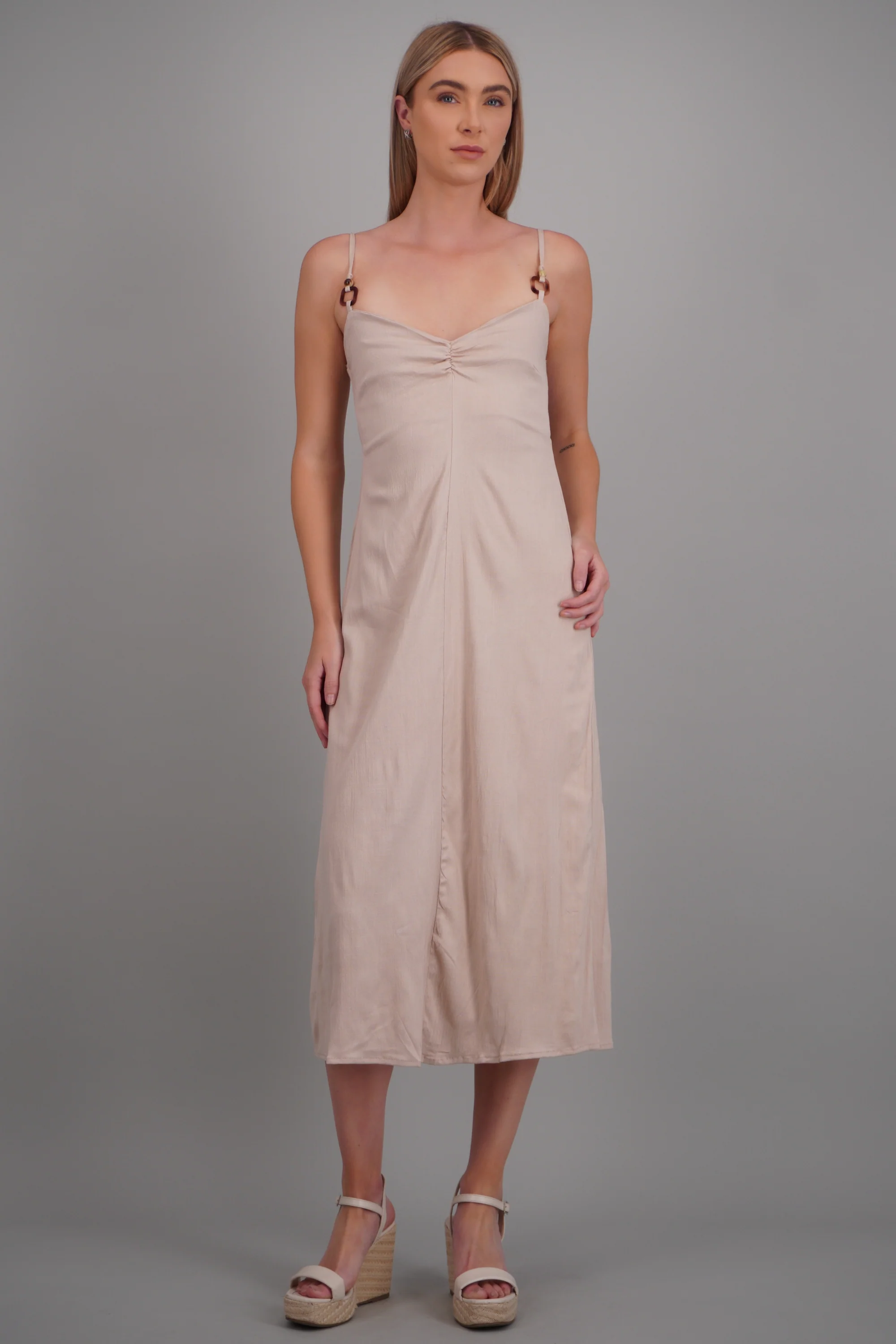 Vestido maxi tirantes cuentas