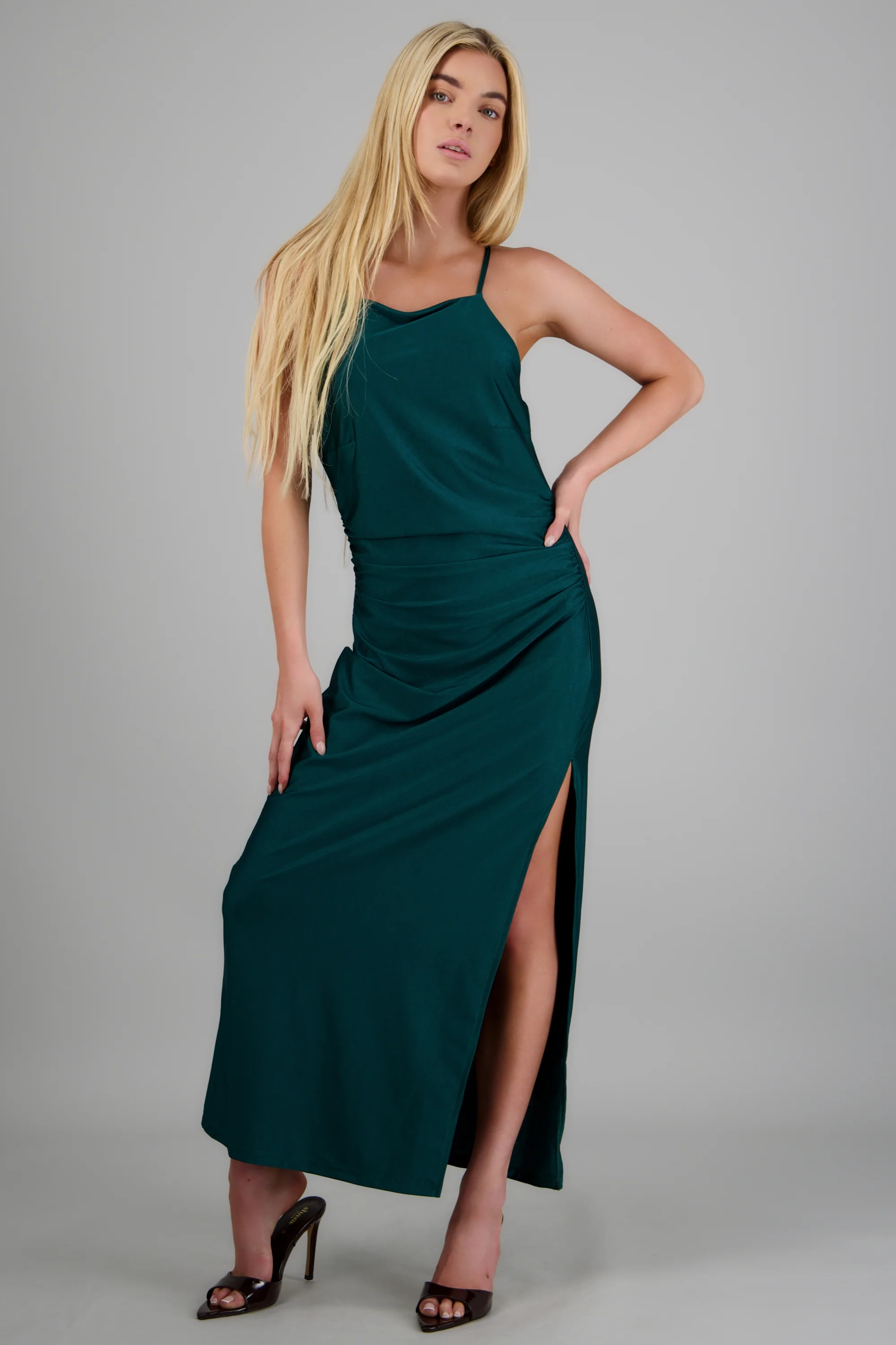 Vestido midi abertura detalle frunce - Image 3