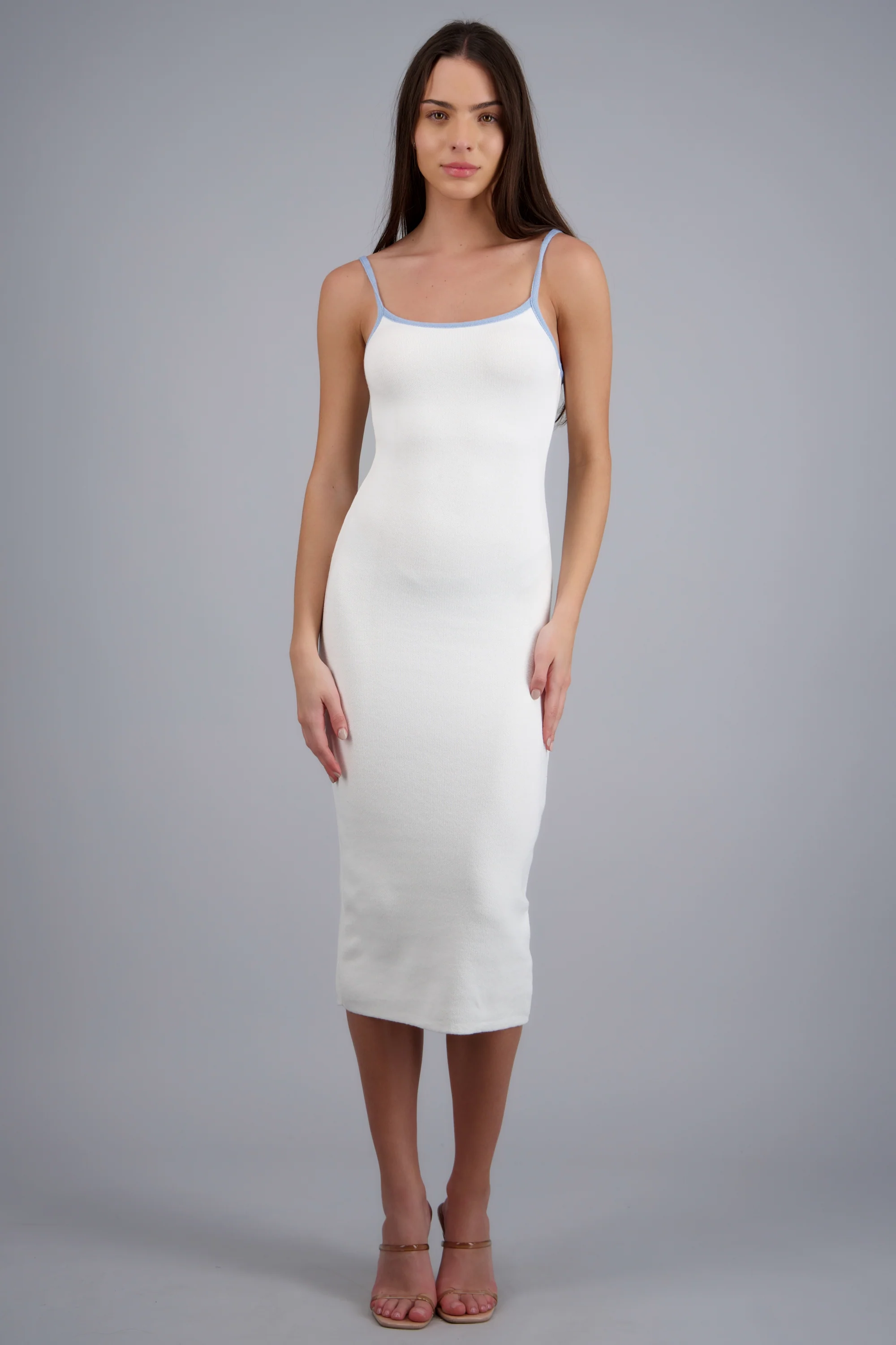 Vestido midi contraste tirantes