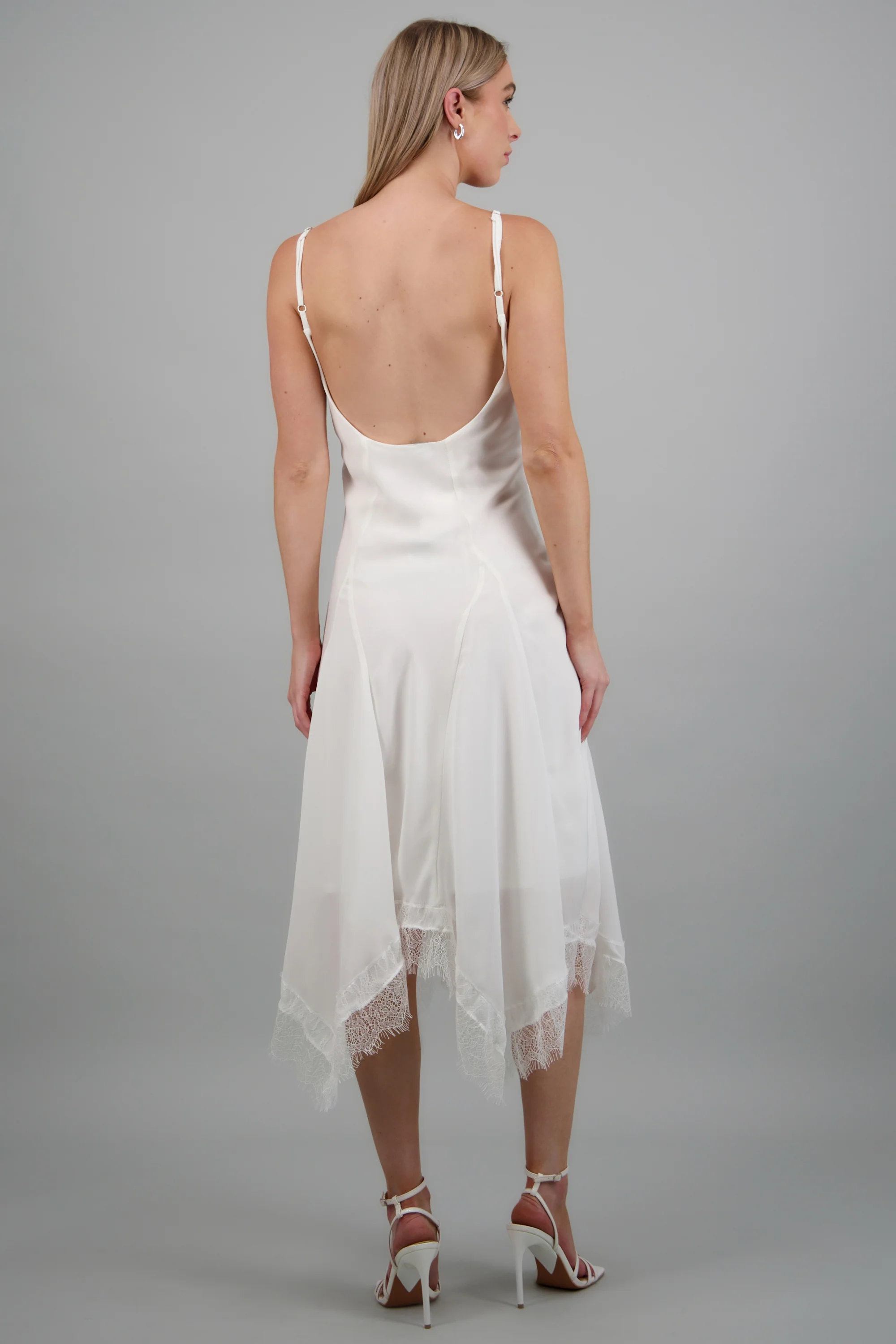 vestido midi cortes encaje - Image 4