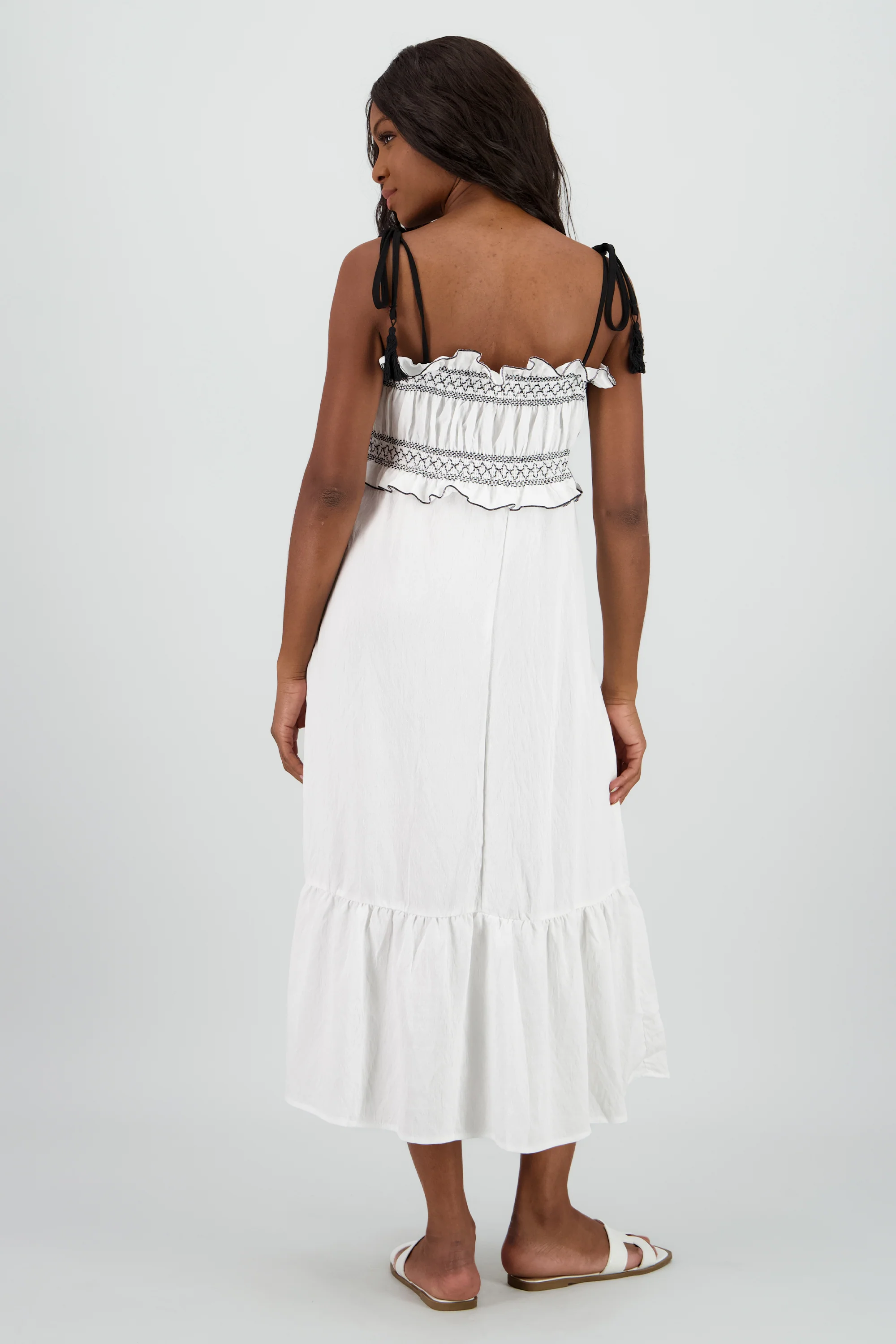 Vestido midi detalle bordado - Image 4