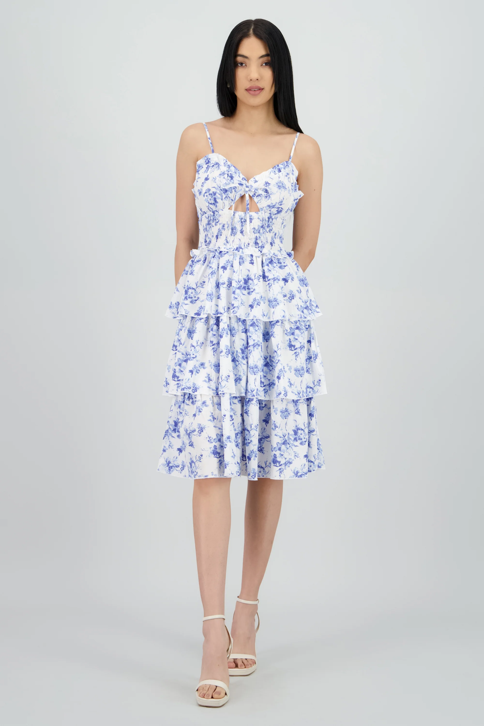 Vestido midi flores detalle capas olanes