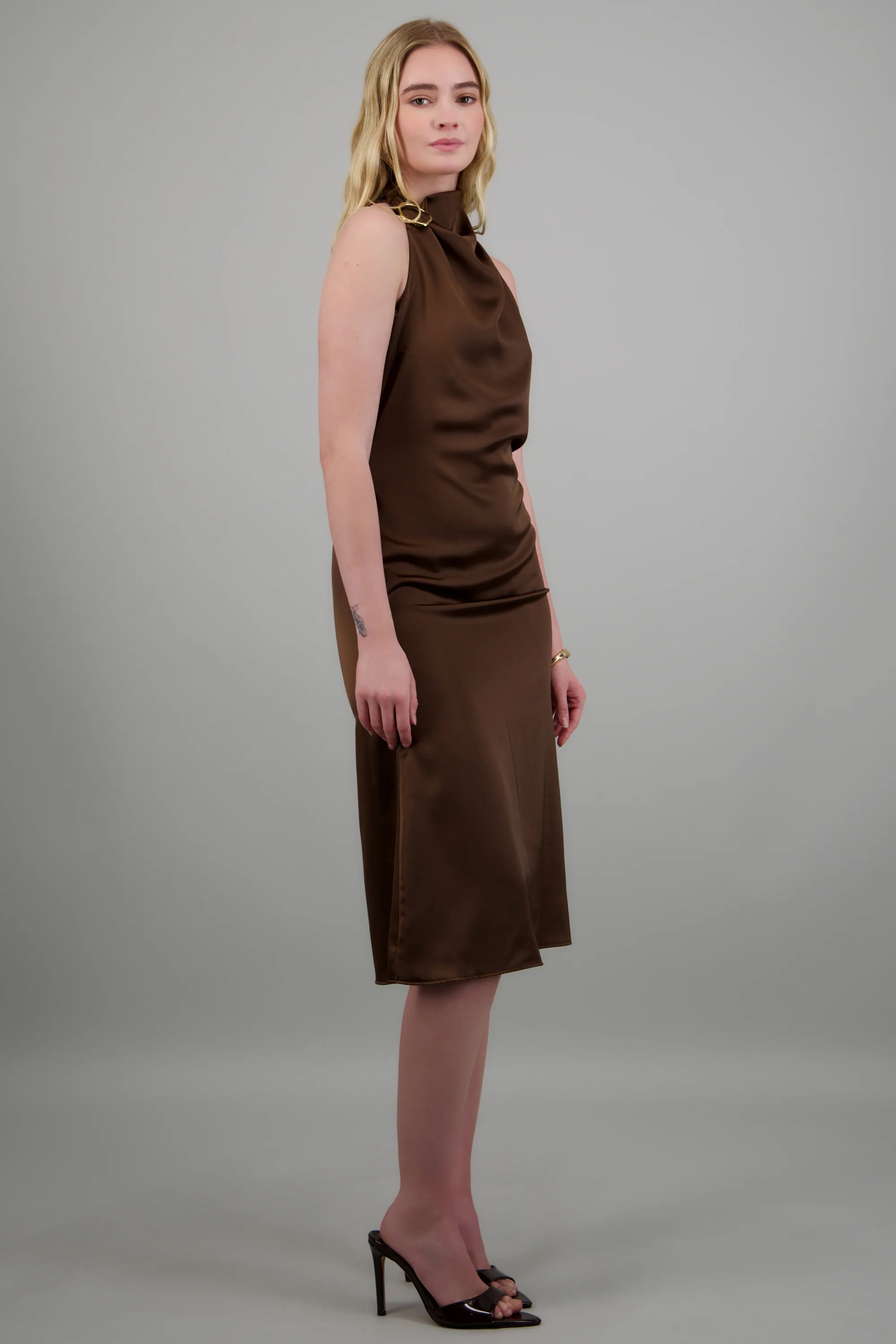 Vestido midi satinado hebilla irregular - Image 3