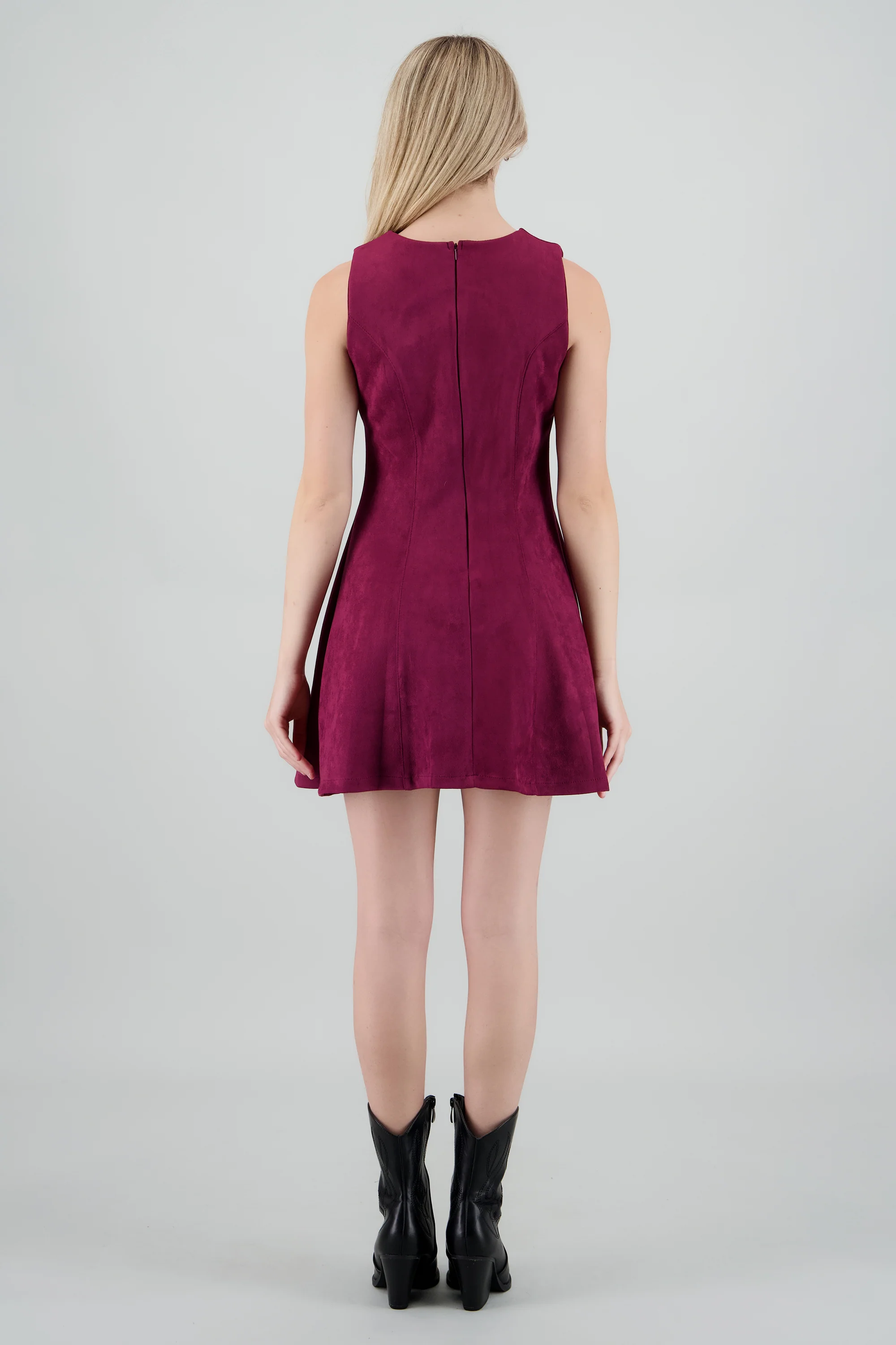 Vestido mini sin mangas detalle cortes - Image 4