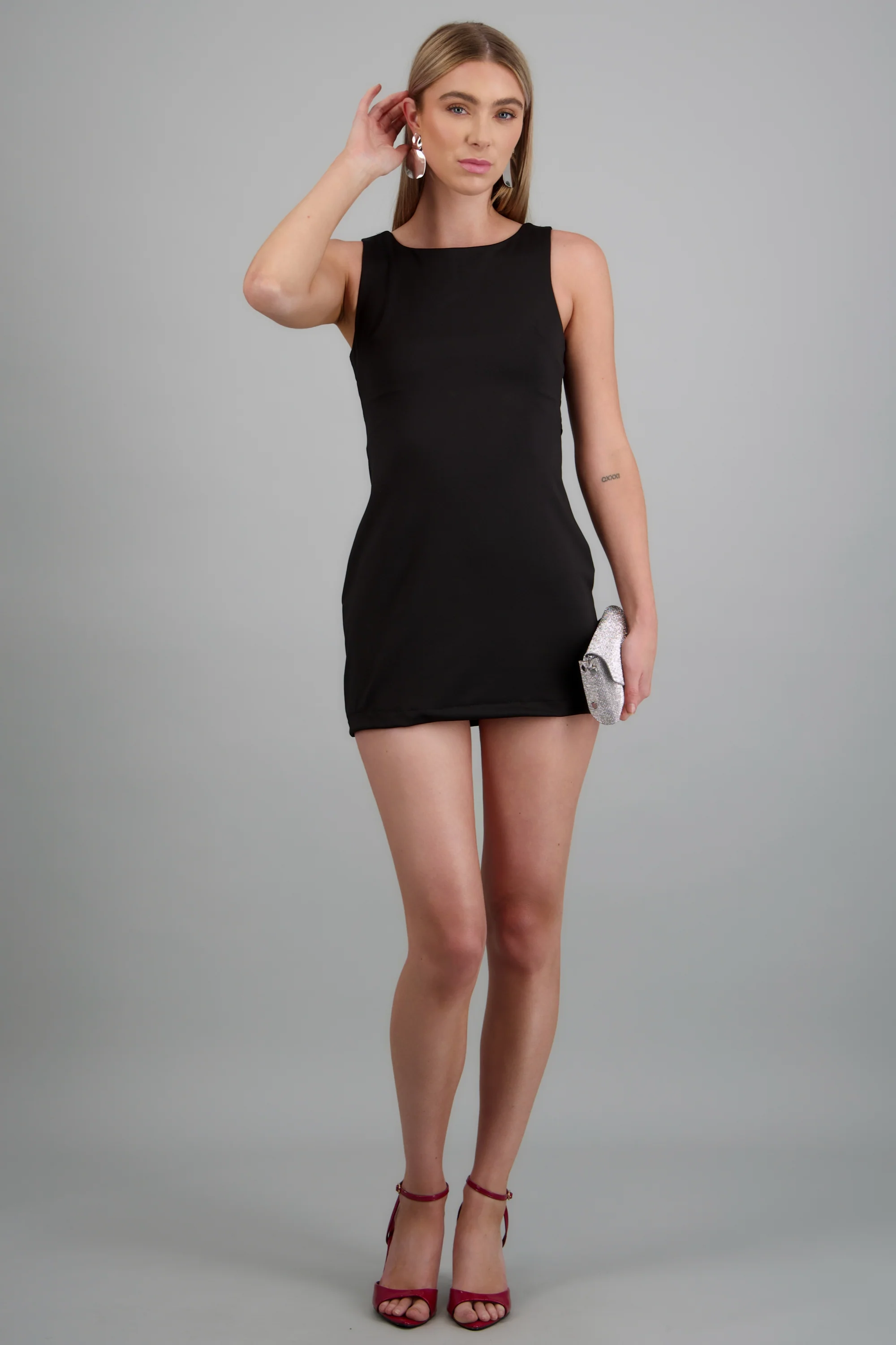 Vestido mini tira espalda