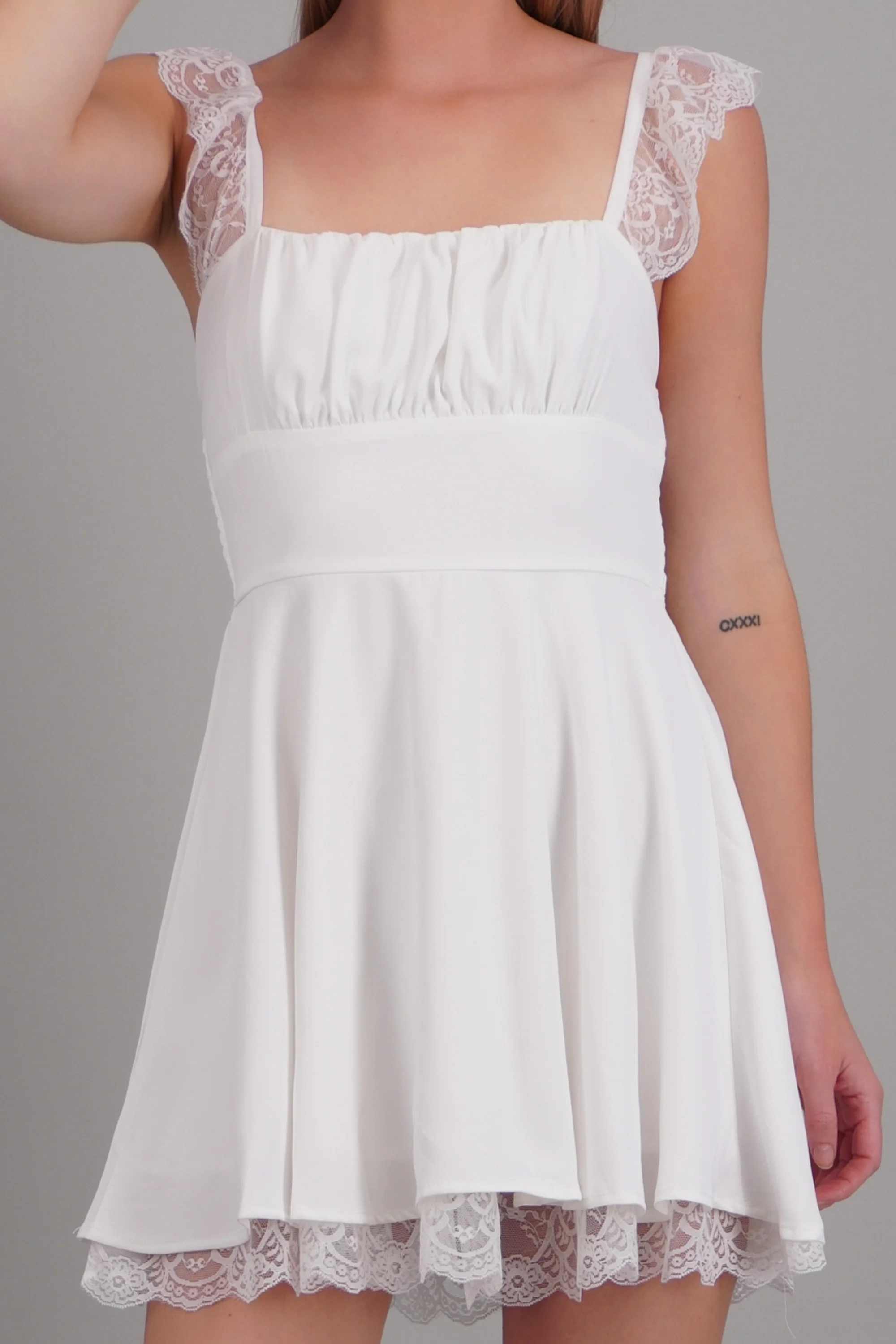 Vestido olanes tirantes encaje - Image 5