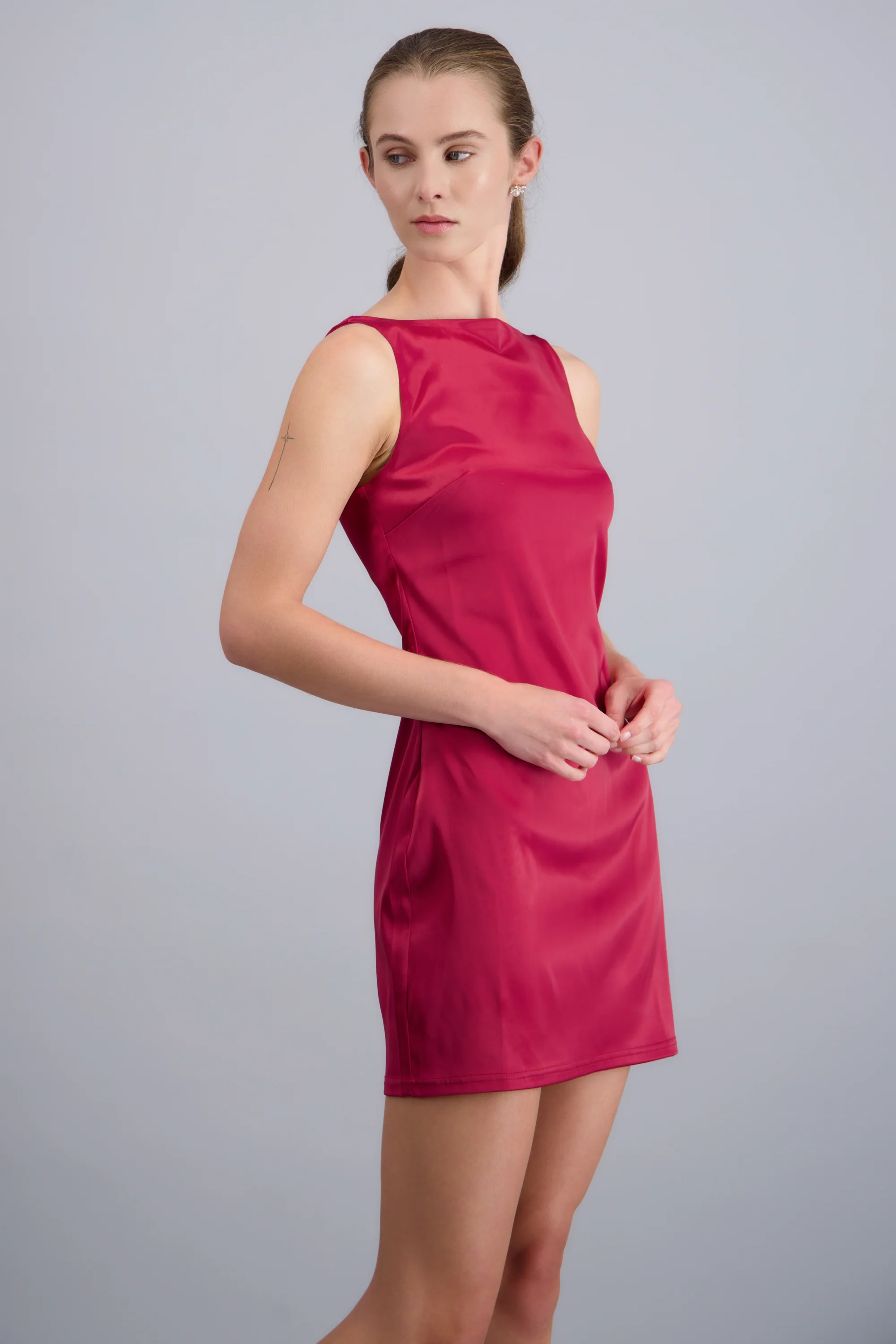 Vestido satin halter liso - Image 2