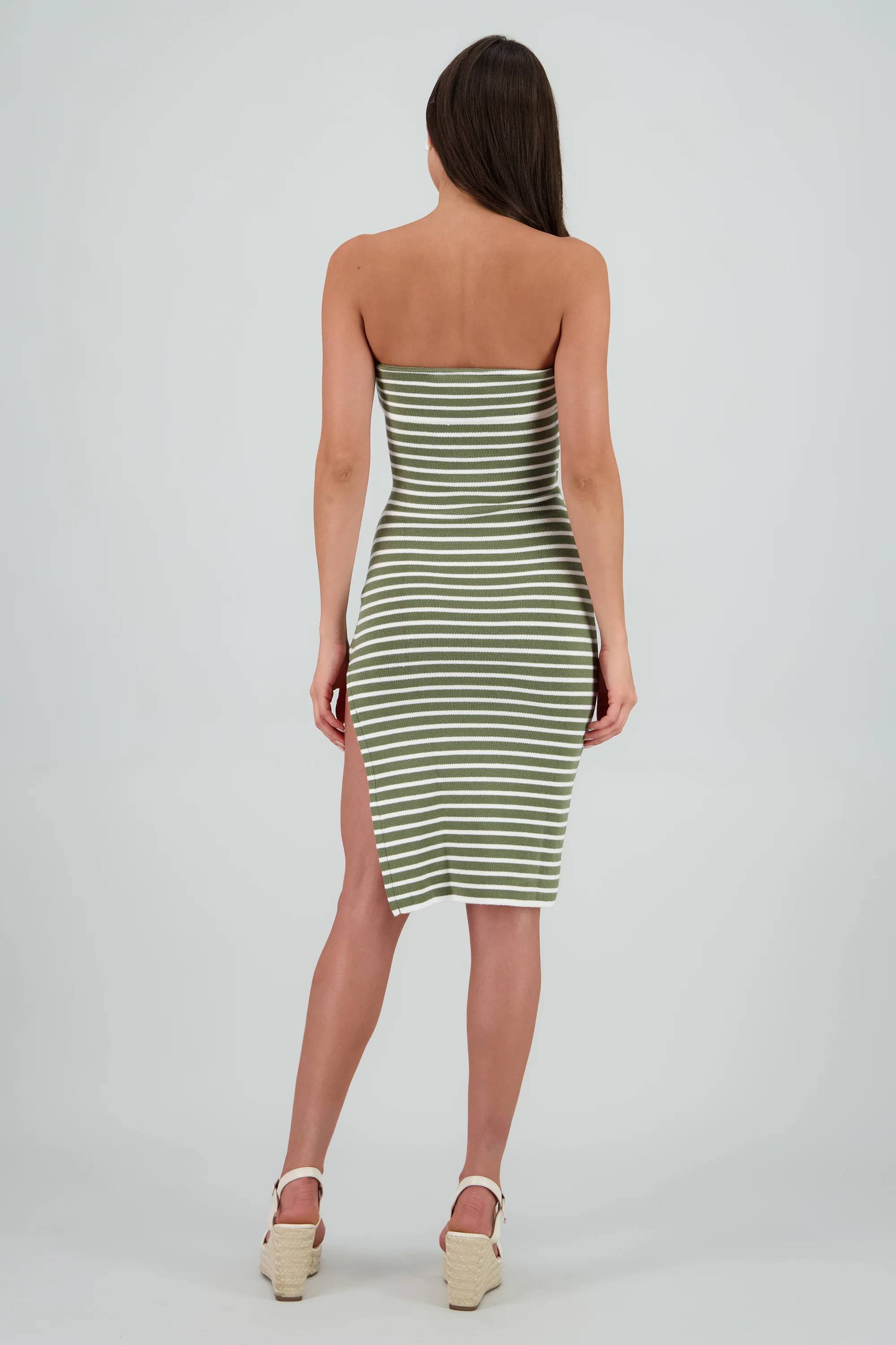 Vestido tejido mini detalle abertura kni - Image 4